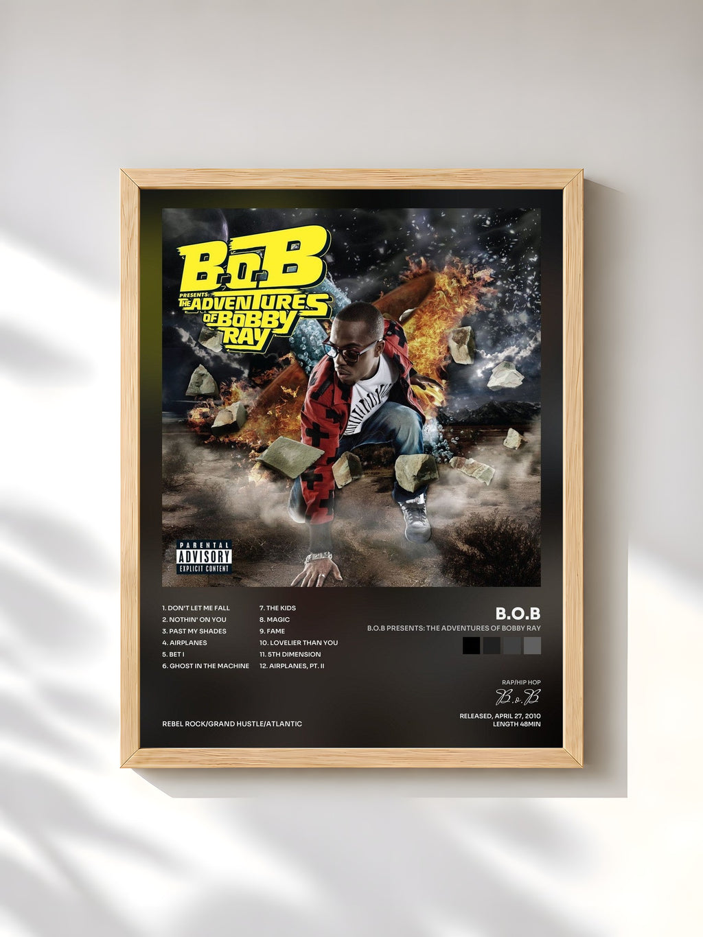 #bois Tableau de l'album B.o.B Presents: The Adventures of Bobby Ray de B.o.B, cadre en bois brut, imprimé et encadré en France