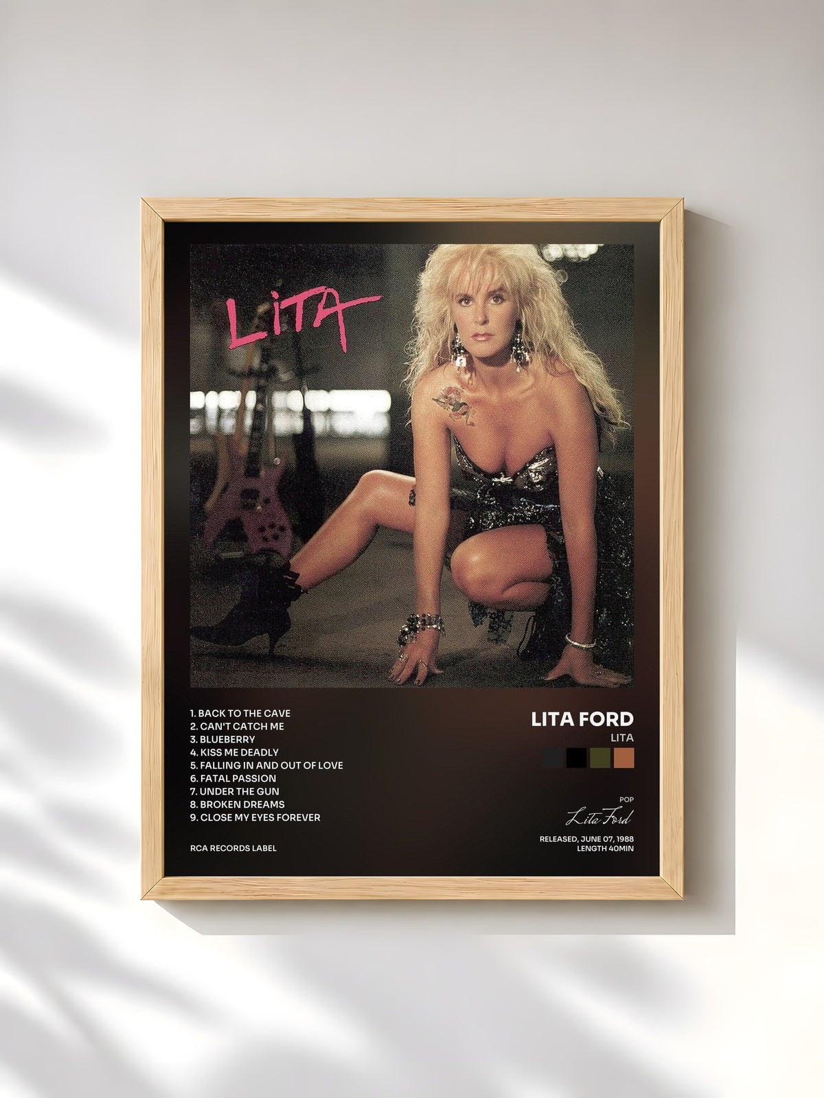 #bois Tableau de l'album Lita de Lita Ford, cadre en bois brut, imprimé et encadré en France