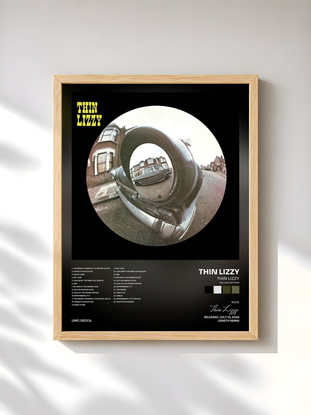 #bois Tableau de l'album Thin Lizzy (Deluxe Edition) de Thin Lizzy, cadre en bois brut, imprimé et encadré en France