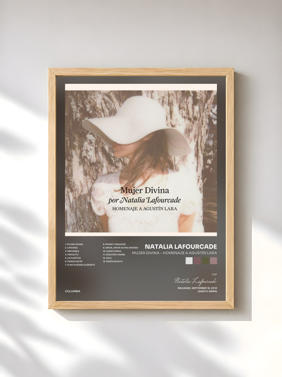 #bois Tableau de l'album Mujer Divina - Homenaje a Agustín Lara de Natalia Lafourcade, cadre en bois brut, imprimé et encadré en France