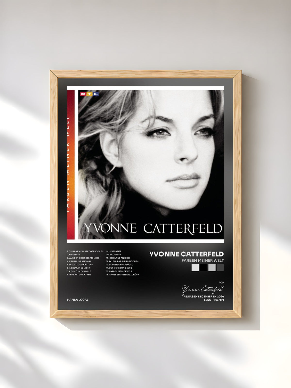 #bois Tableau de l'album Farben meiner Welt de Yvonne Catterfeld, cadre en bois brut, imprimé et encadré en France