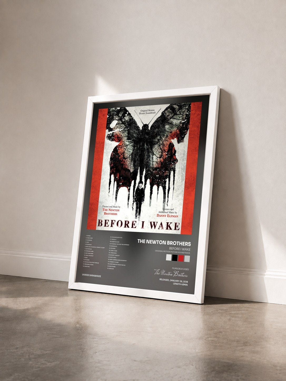 #blanc Tableau de l'album Before I Wake (Original Motion Picture Soundtrack) de The Newton Brothers vu de trois quarts, cadre blanc