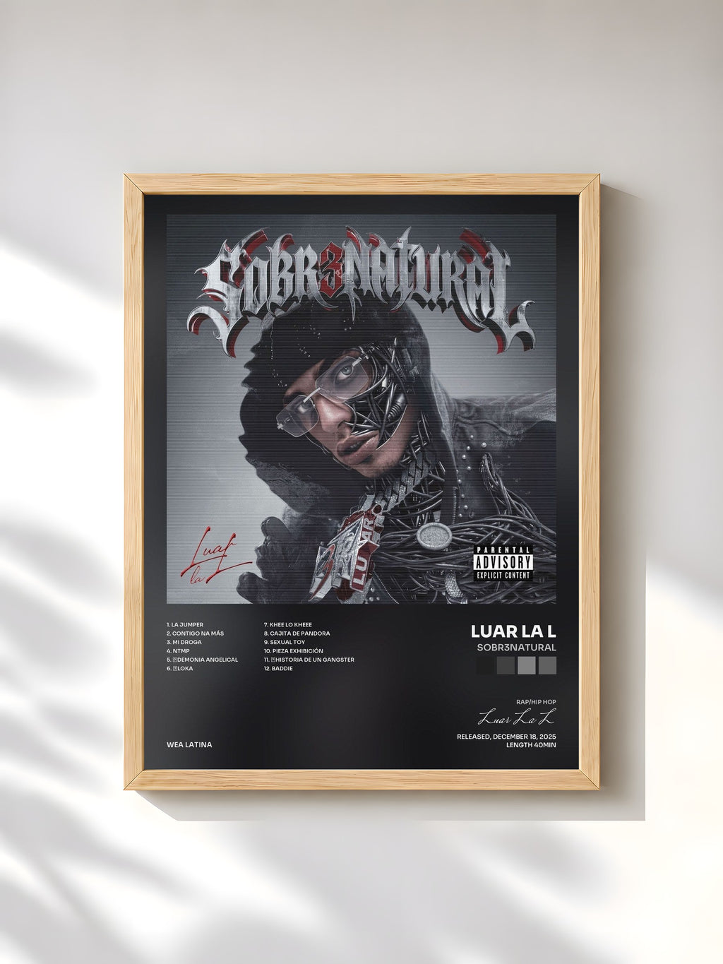 #bois Tableau de l'album SOBR3NATURAL de Luar La L, cadre en bois brut, imprimé et encadré en France