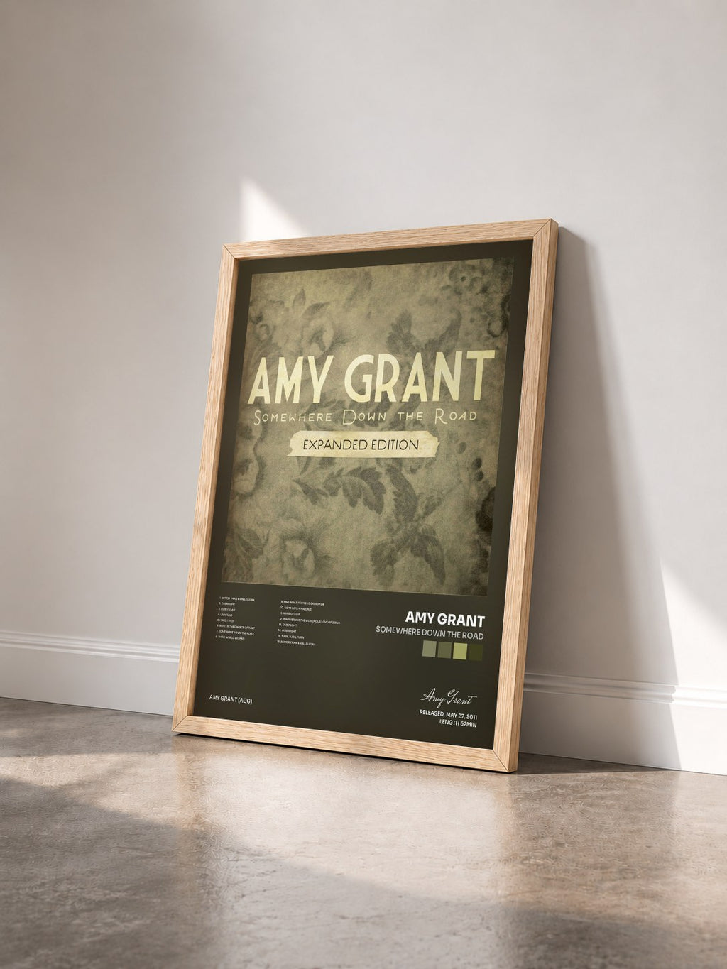 #bois Tableau de l'album Somewhere Down The Road de Amy Grant vu de trois quarts, cadre en bois brut