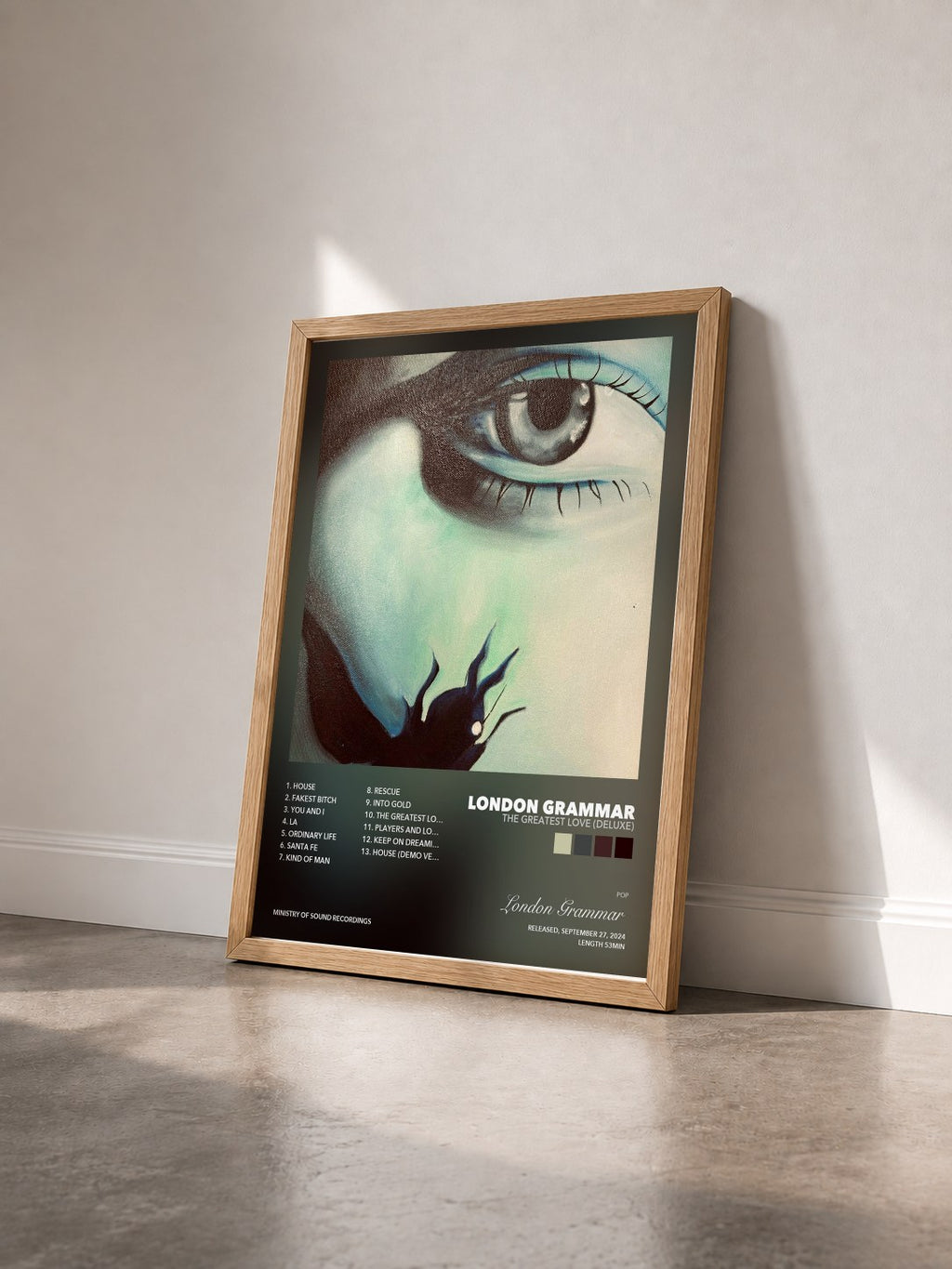 #bois Tableau de l'album The Greatest Love (Deluxe) de London Grammar vu de trois quarts, cadre en bois brut