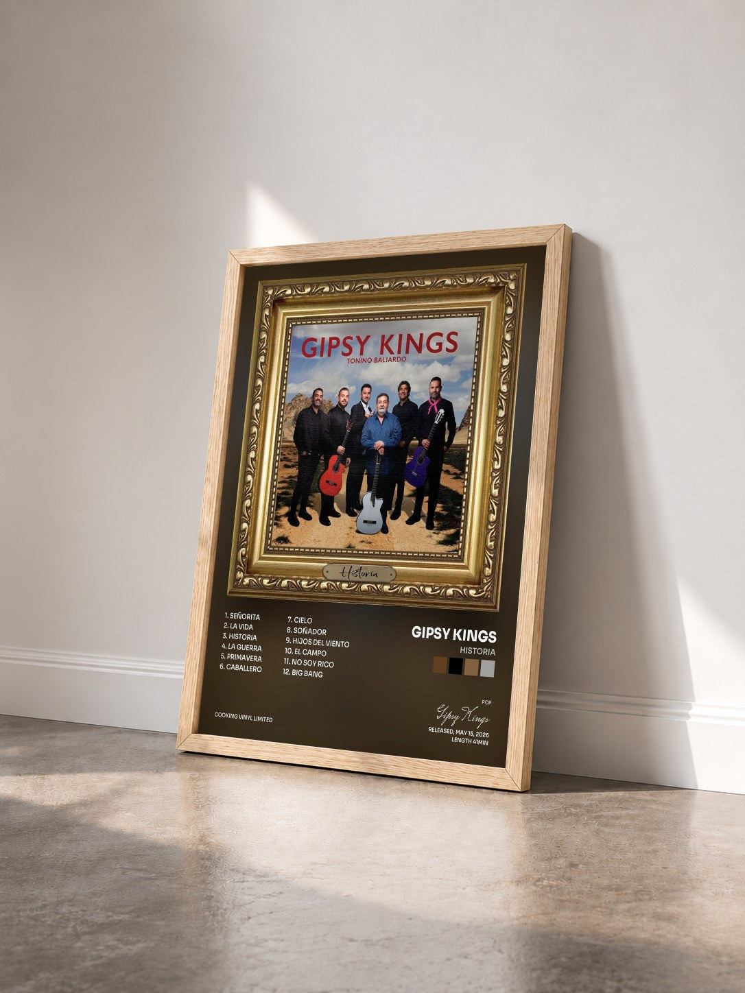#bois Tableau de l'album Historia de Gipsy Kings vu de trois quarts, cadre en bois brut