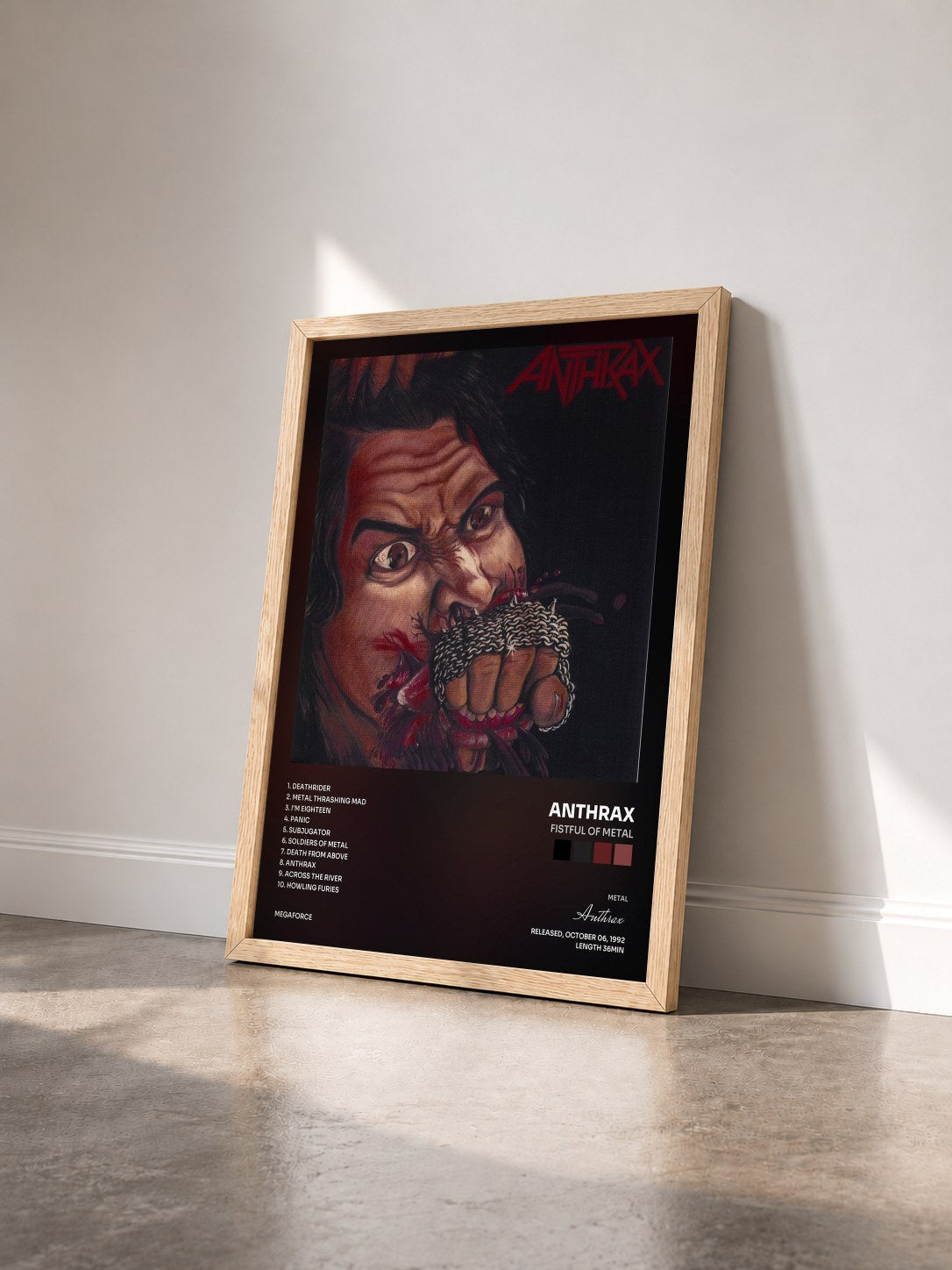 #bois Tableau de l'album Fistful of Metal de Anthrax vu de trois quarts, cadre en bois brut