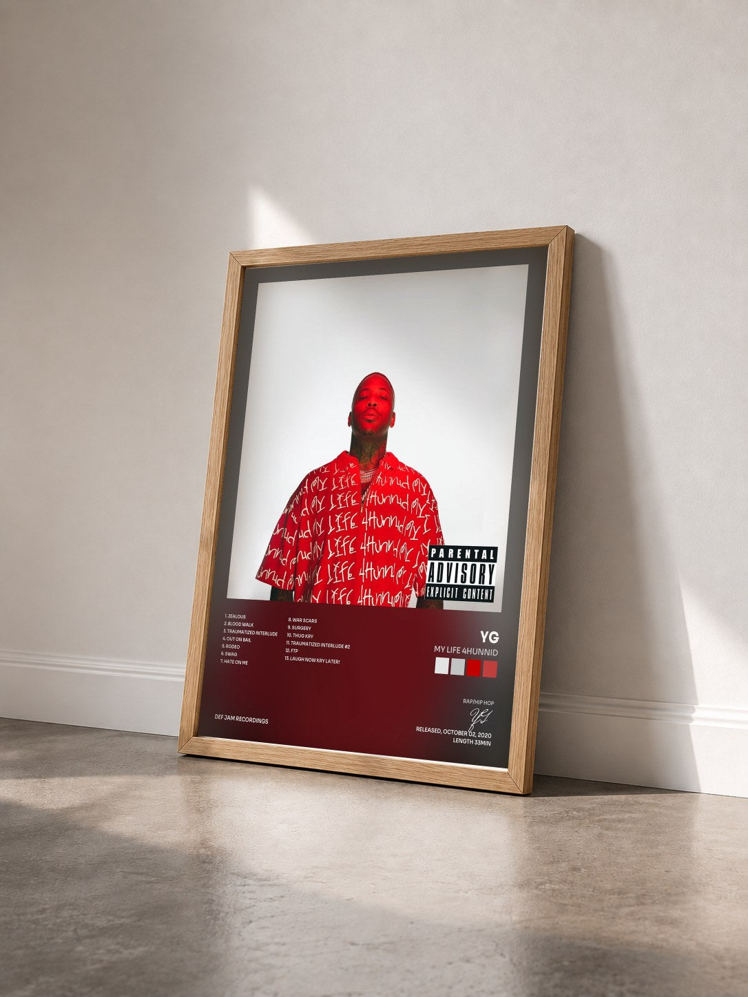 #bois Tableau de l'album My Life 4Hunnid de YG vu de trois quarts, cadre en bois brut