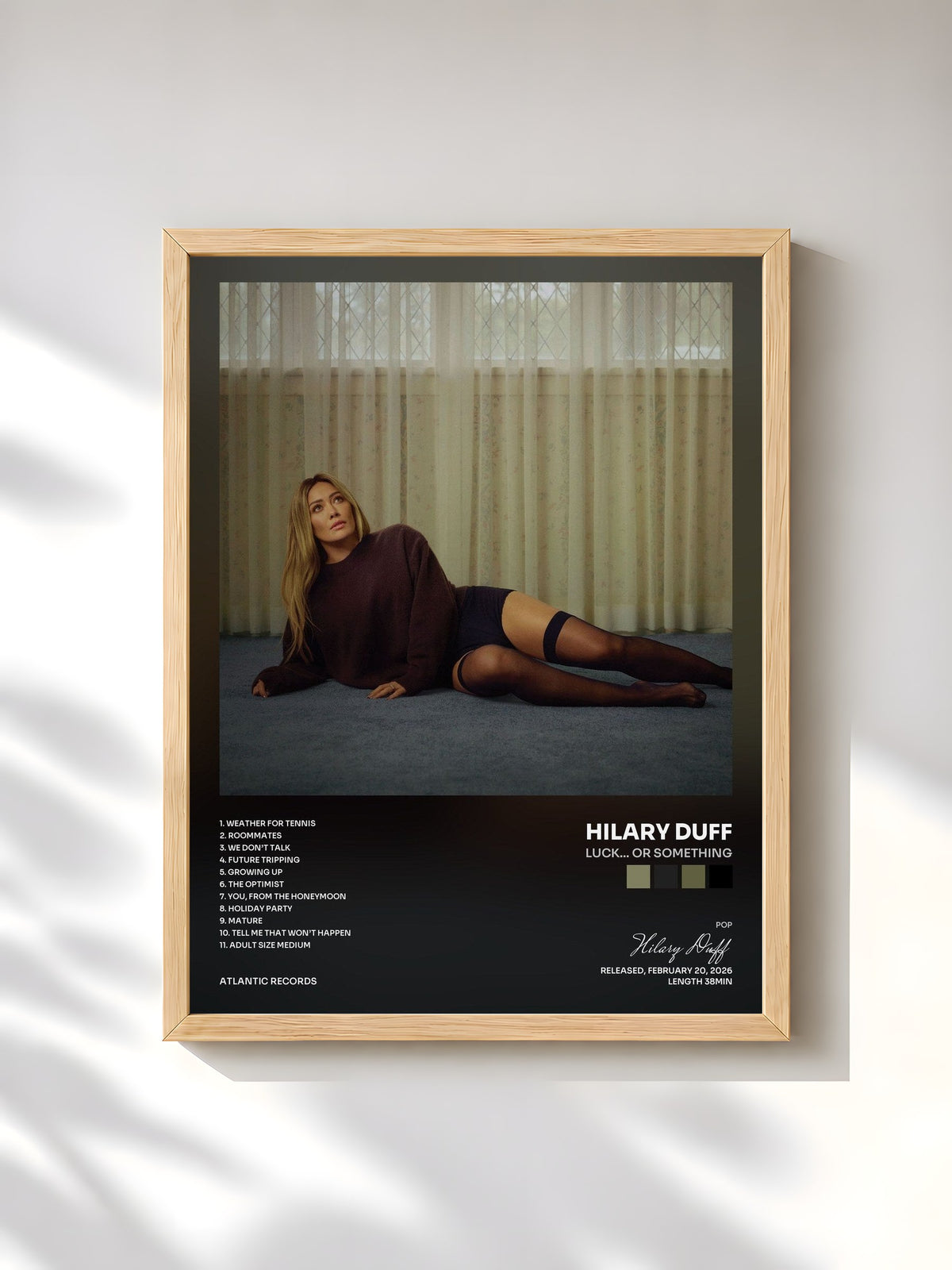 #bois Tableau de l'album luck... or something de Hilary Duff, cadre en bois brut, imprimé et encadré en France