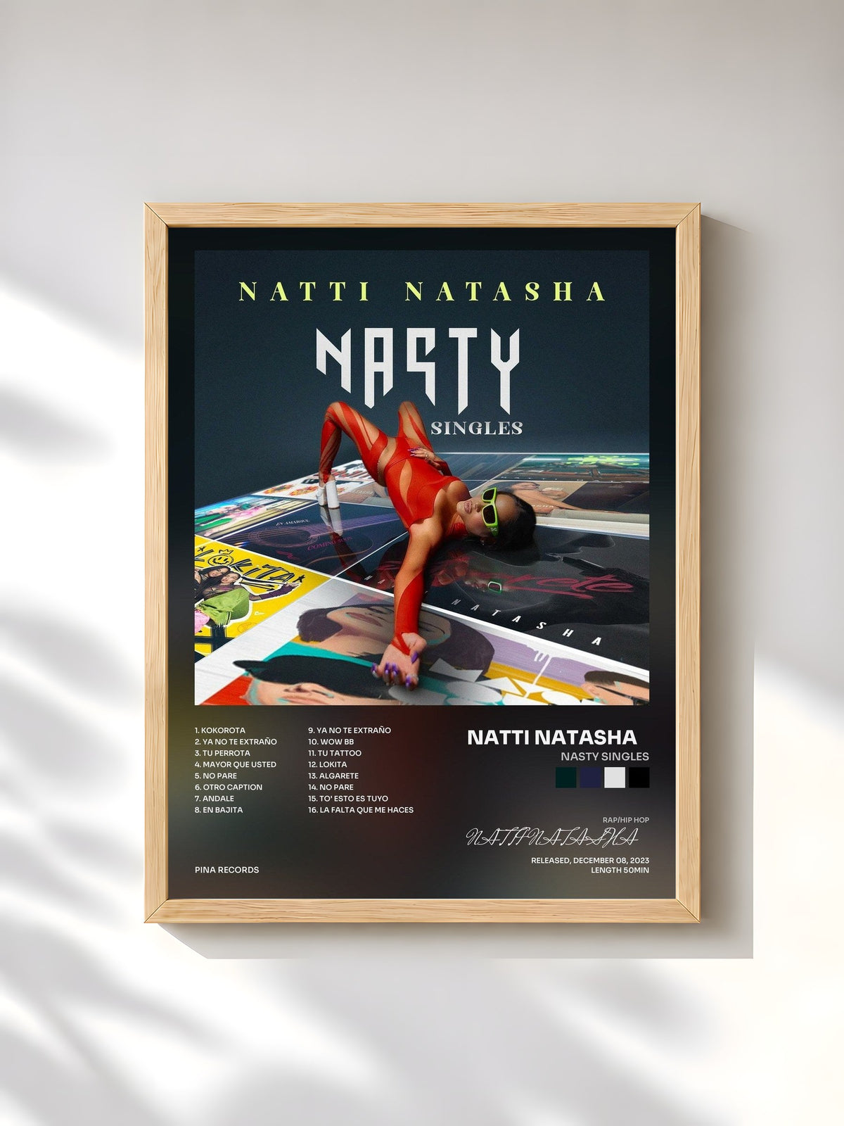#bois Tableau de l'album NASTY SINGLES de NATTI NATASHA   , cadre en bois brut, imprimé et encadré en France