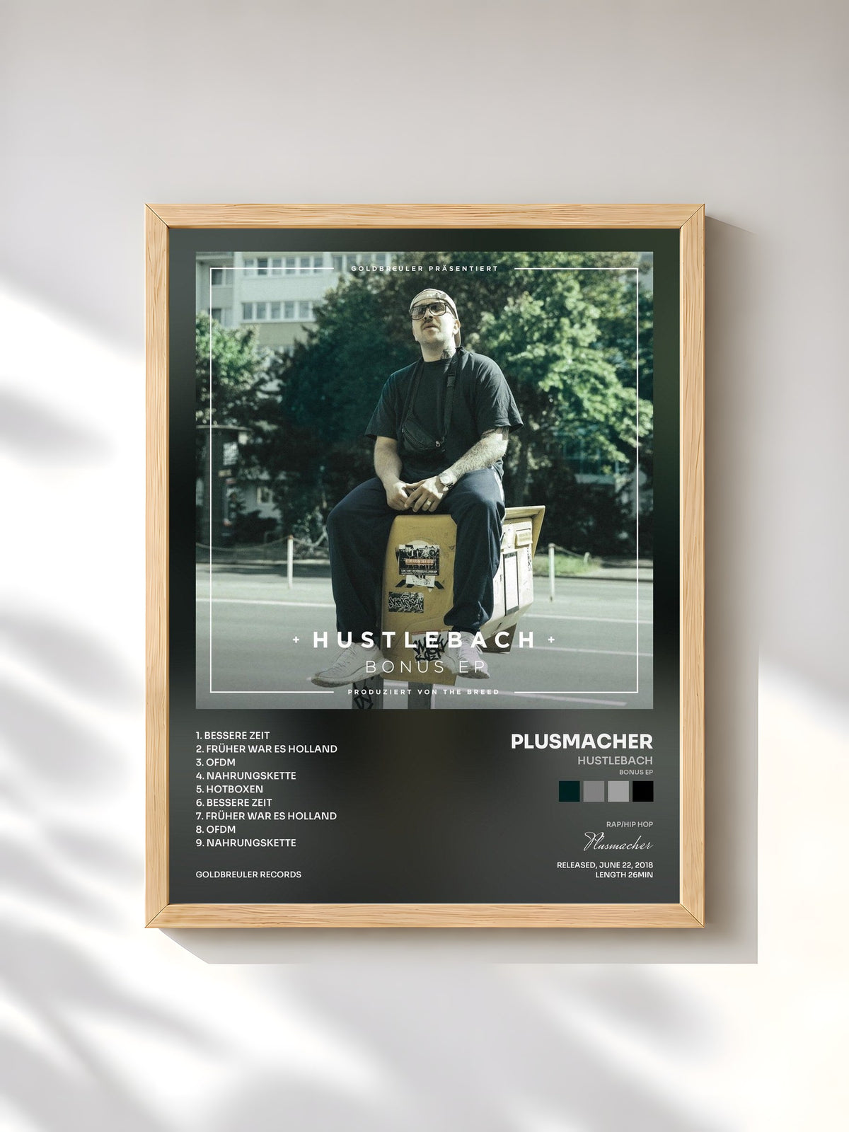 #bois Tableau de l'album Hustlebach (Bonus EP) de Plusmacher, cadre en bois brut, imprimé et encadré en France