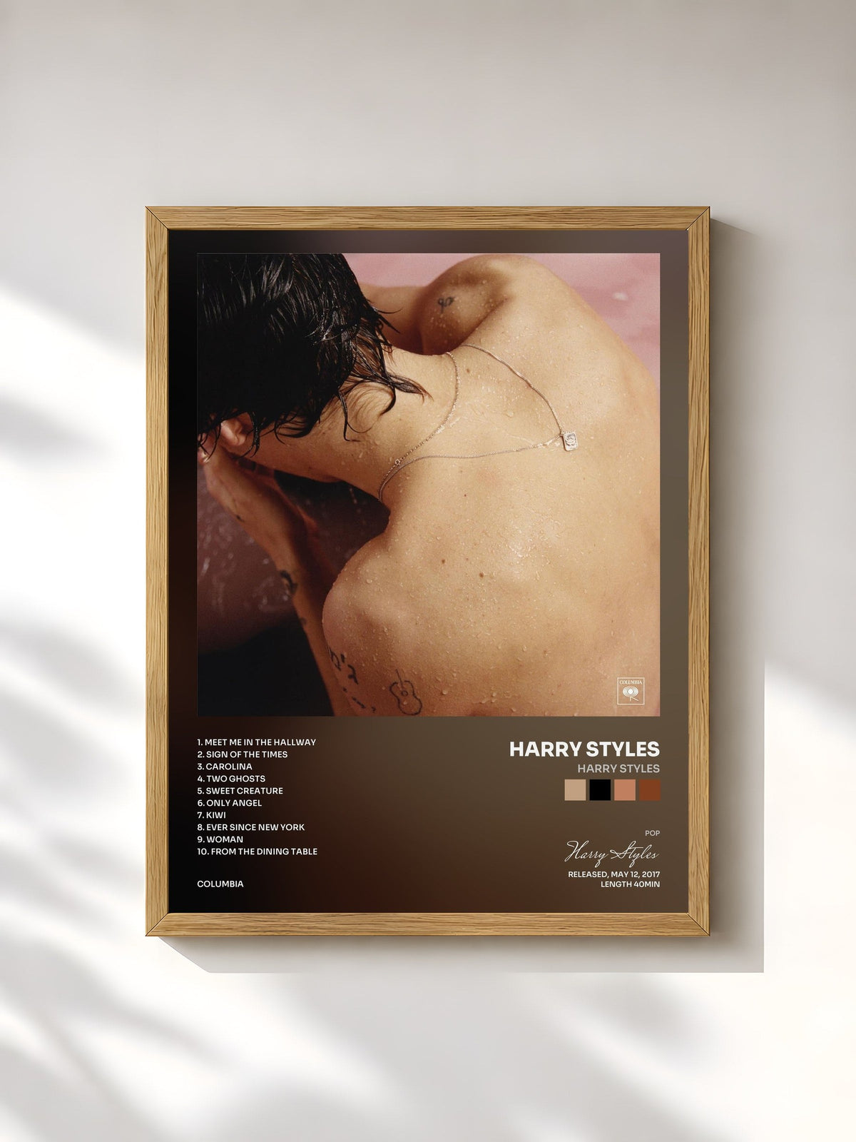 #bois Tableau de l'album Harry Styles de Harry Styles, cadre en bois brut, imprimé et encadré en France