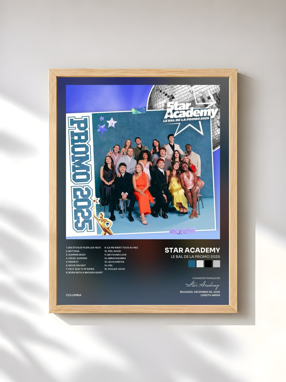 #bois Tableau de l'album Le bal de la promo 2025 de Star Academy, cadre en bois brut, imprimé et encadré en France