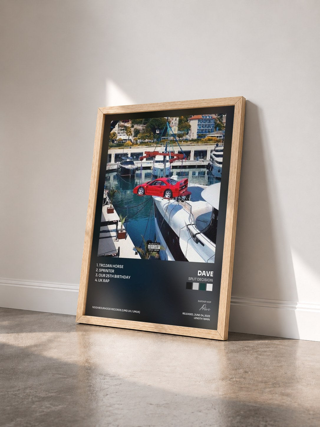 #bois Tableau de l'album Split Decision de Dave vu de trois quarts, cadre en bois brut