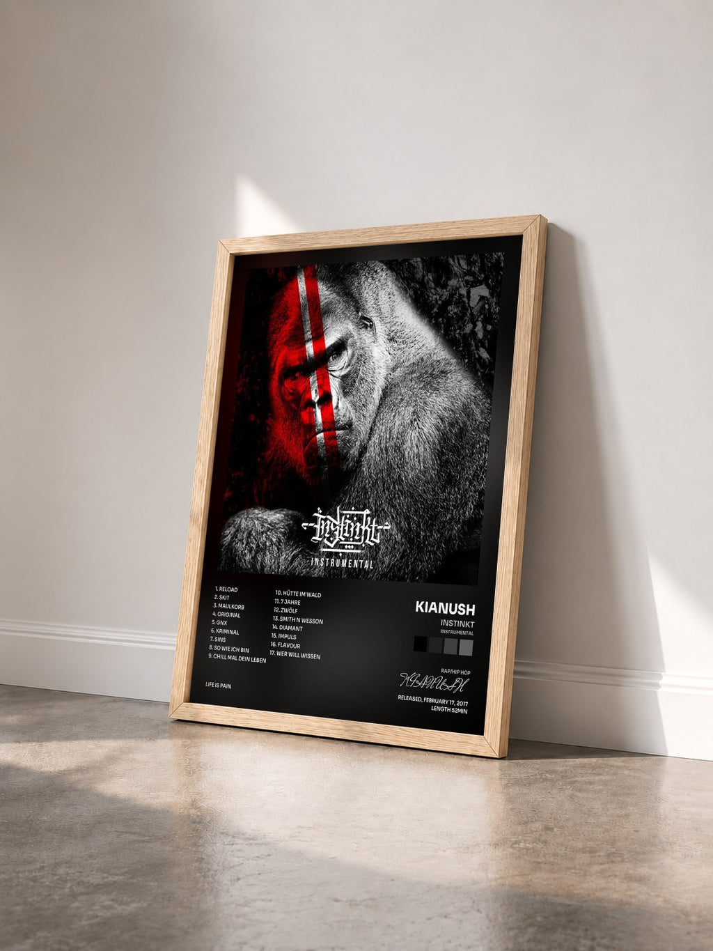 #bois Tableau de l'album Instinkt (Instrumental) de KIANUSH vu de trois quarts, cadre en bois brut