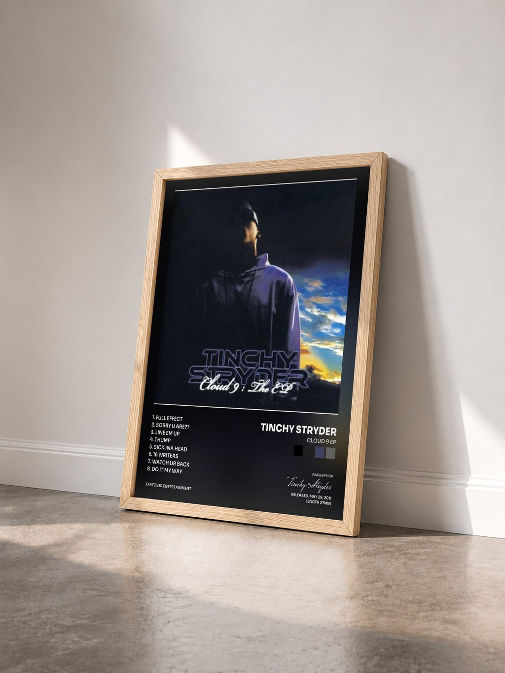 #bois Tableau de l'album Cloud 9 EP de Tinchy Stryder vu de trois quarts, cadre en bois brut