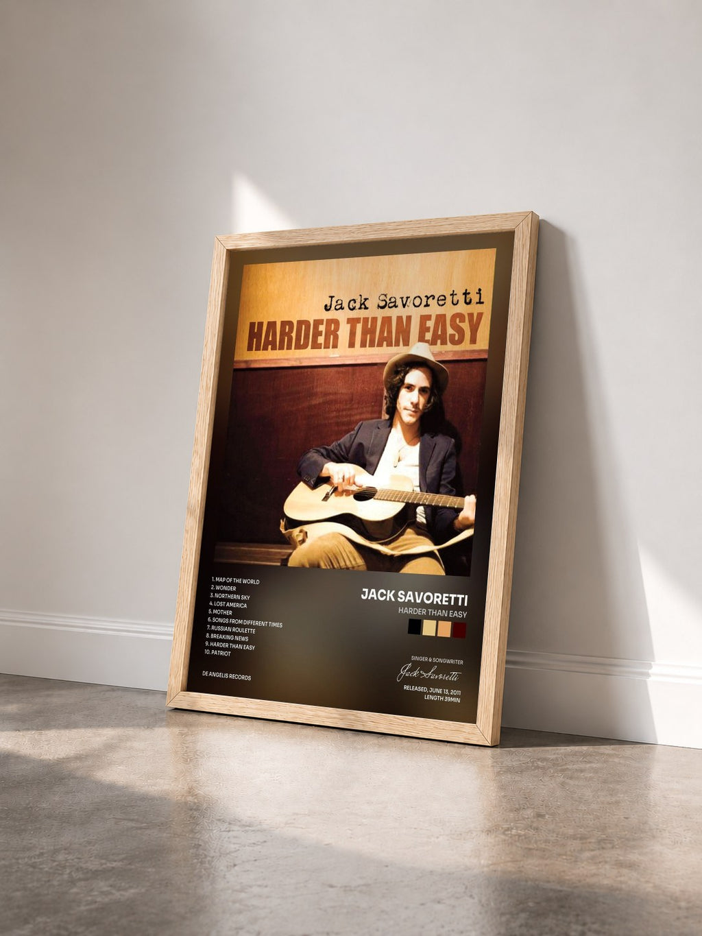 #bois Tableau de l'album Harder Than Easy de Jack Savoretti vu de trois quarts, cadre en bois brut