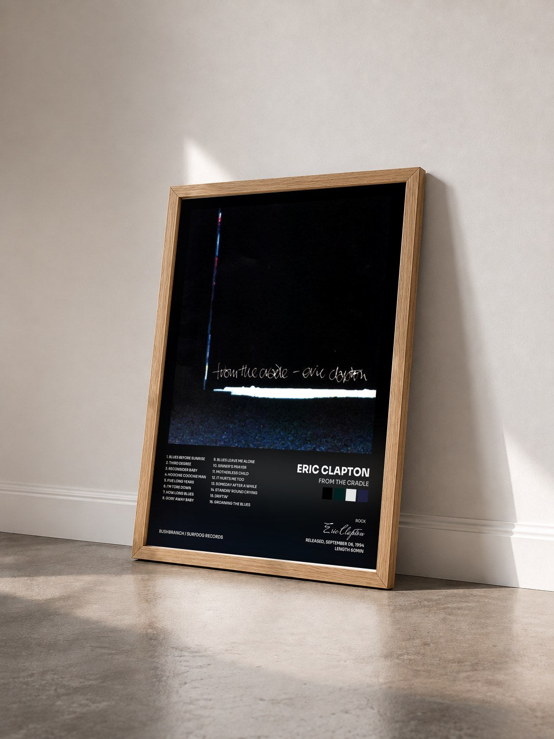 #bois Tableau de l'album From the Cradle de Eric Clapton vu de trois quarts, cadre en bois brut