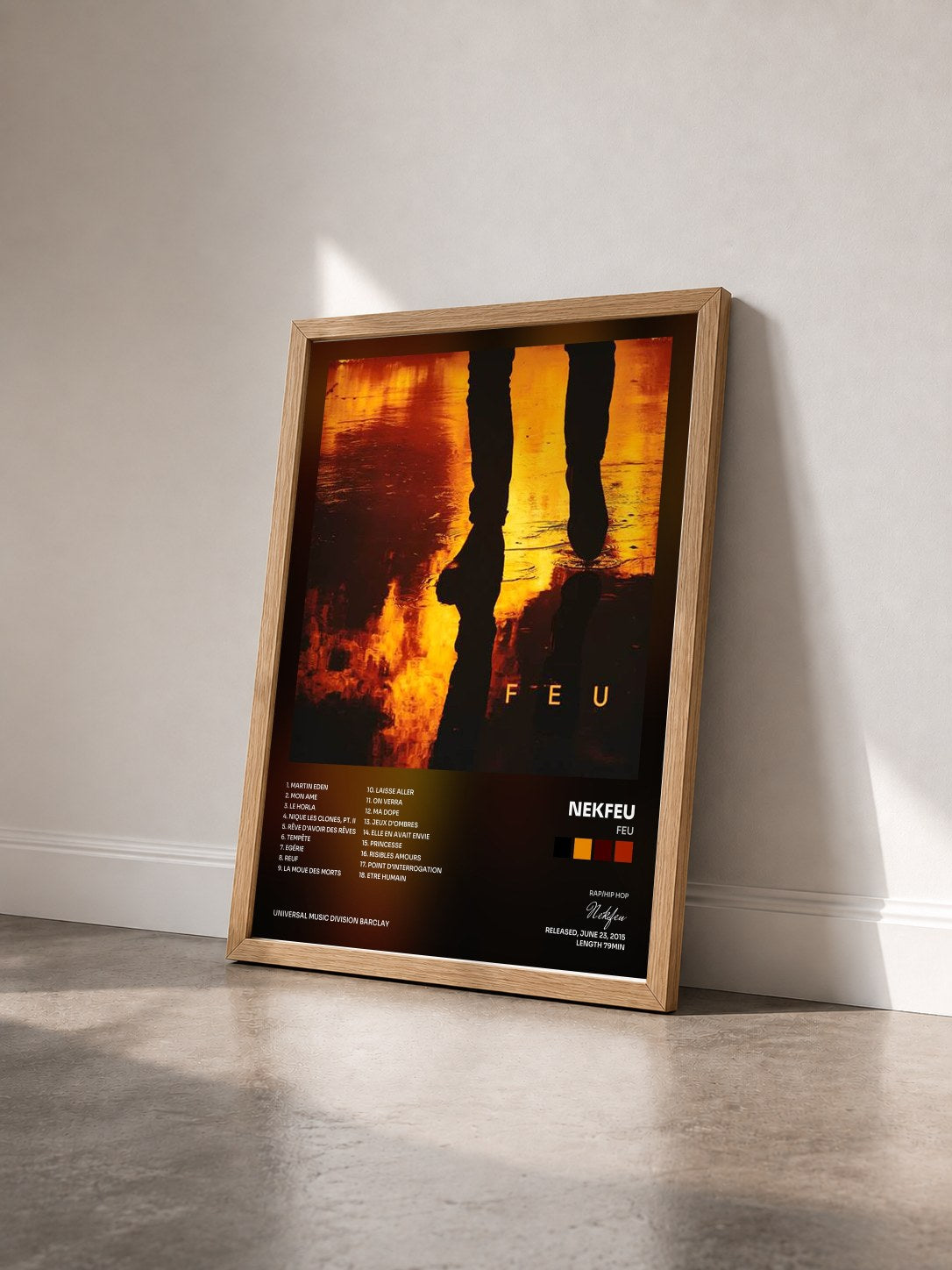 #bois Tableau de l'album Feu de Nekfeu vu de trois quarts, cadre en bois brut
