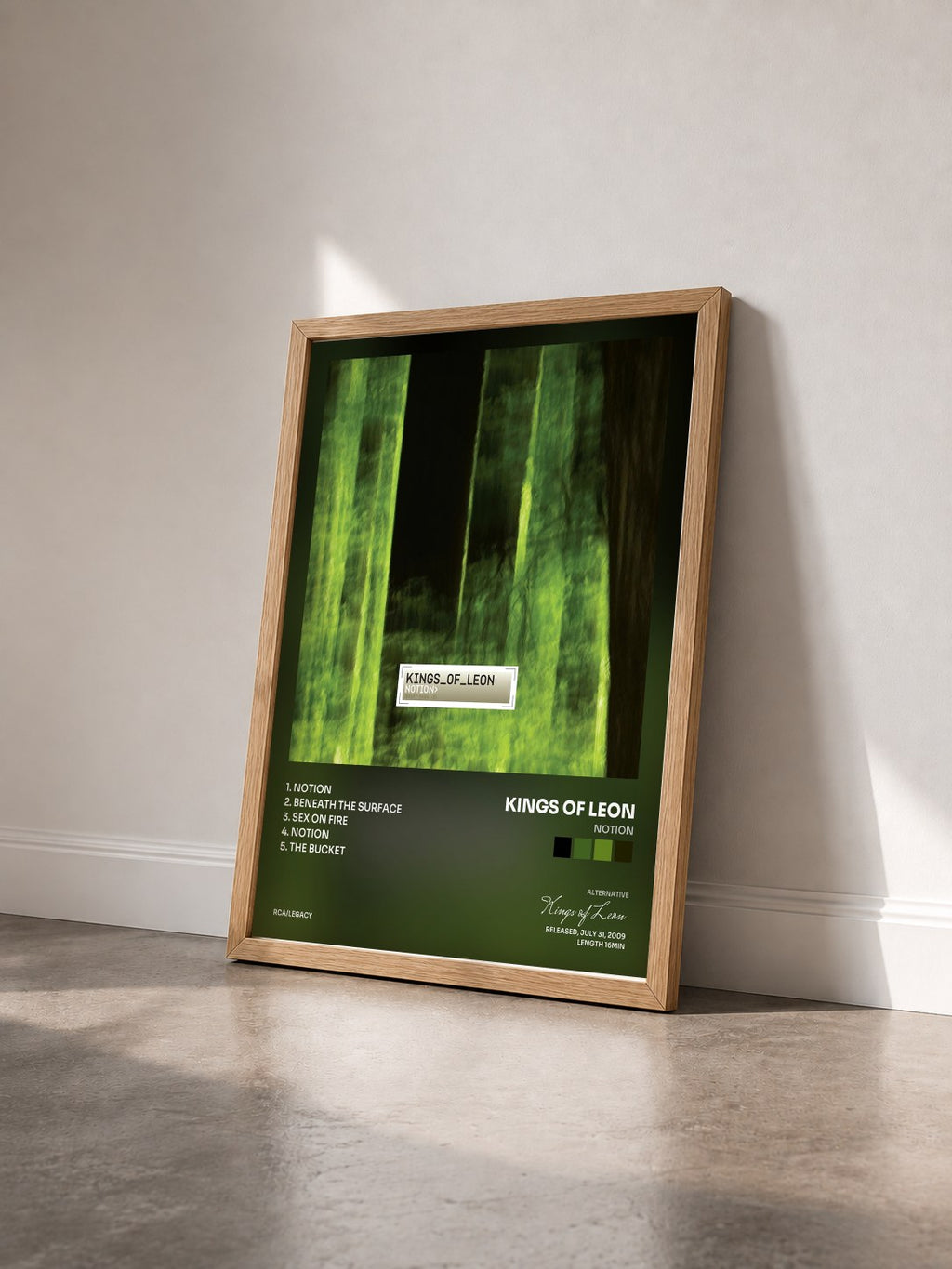 #bois Tableau de l'album Notion de Kings of Leon vu de trois quarts, cadre en bois brut