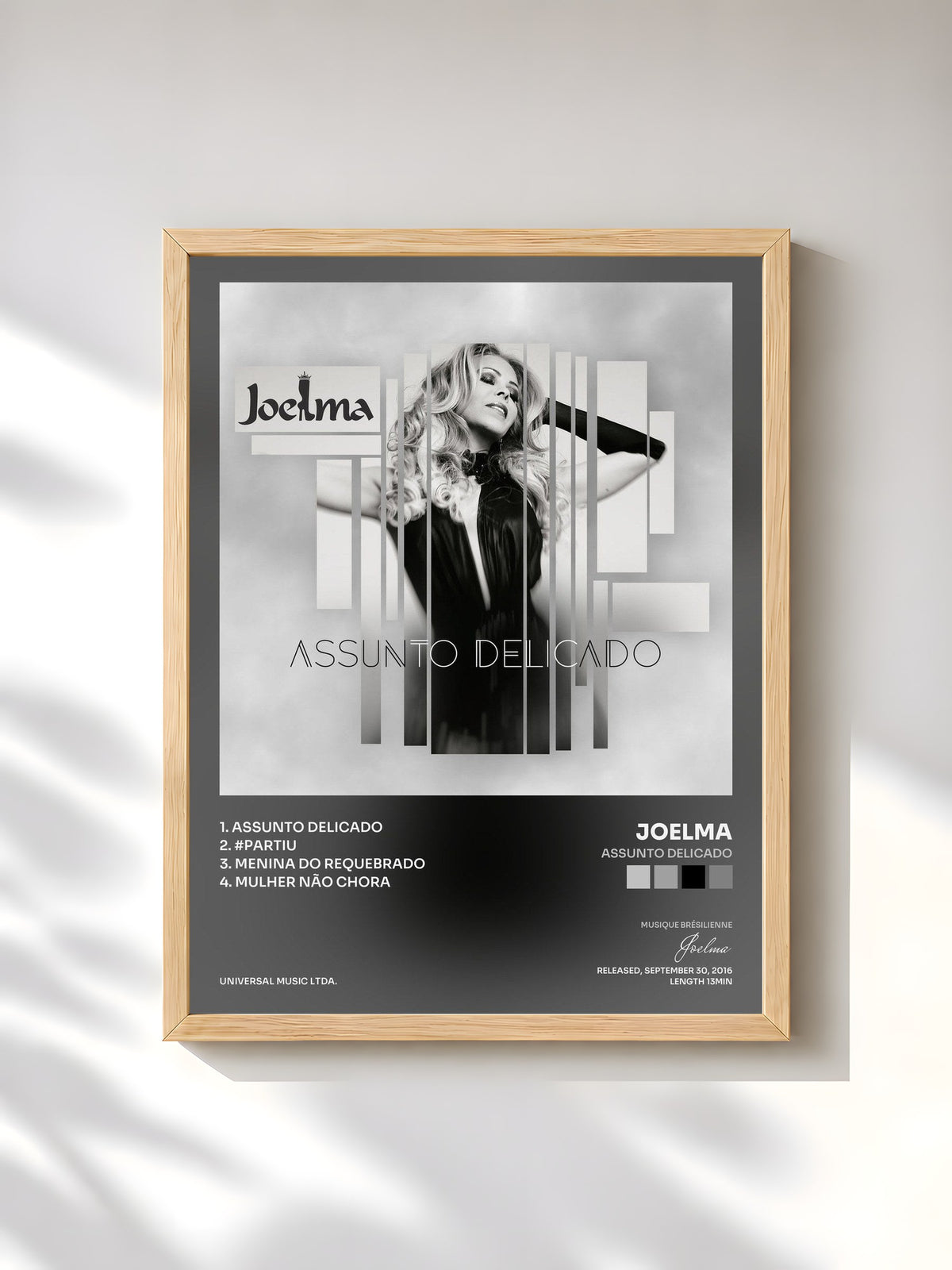 #bois Tableau de l'album Assunto Delicado de Joelma, cadre en bois brut, imprimé et encadré en France