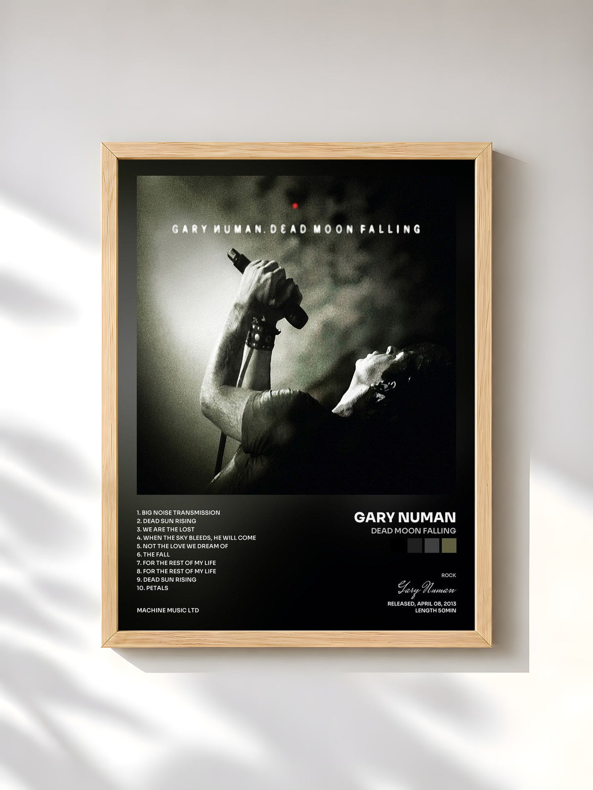#bois Tableau de l'album Dead Moon Falling de Gary Numan, cadre en bois brut, imprimé et encadré en France