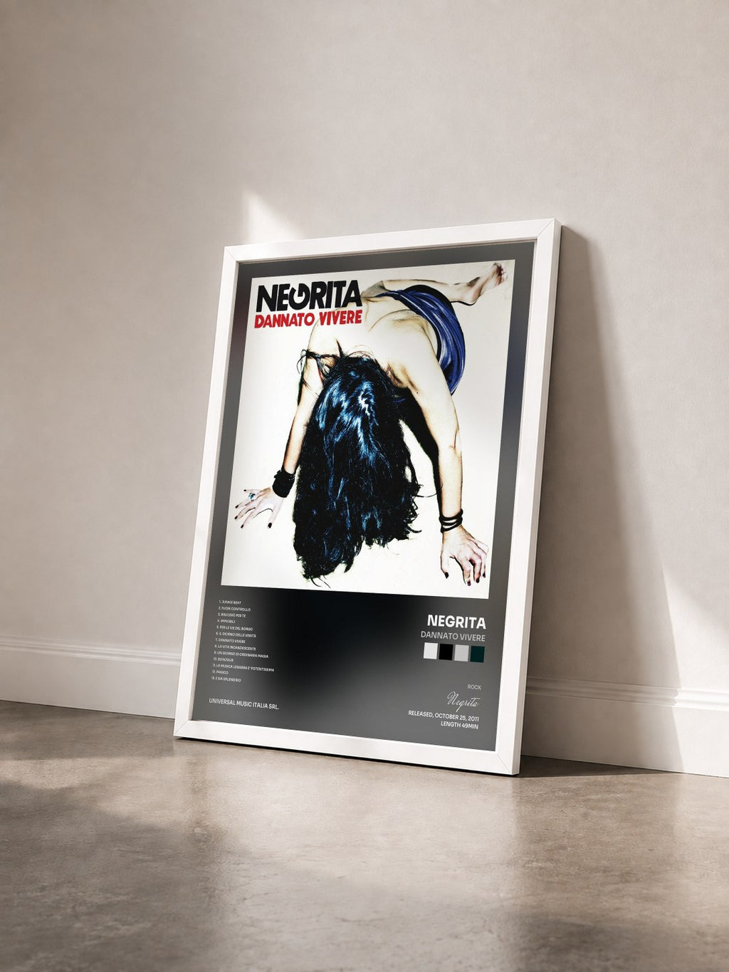 #blanc Tableau de l'album Dannato Vivere de Negrita vu de trois quarts, cadre blanc