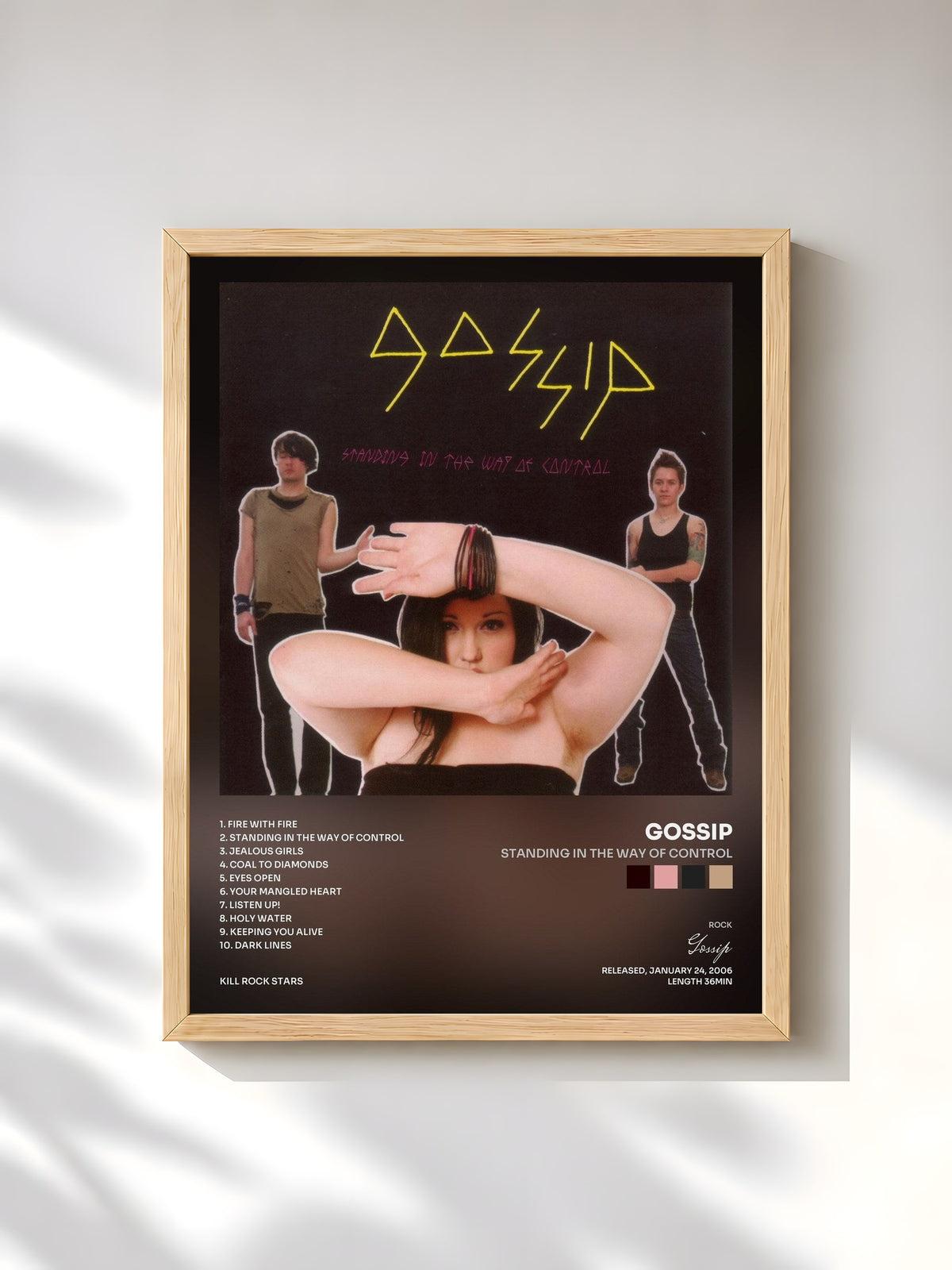 #bois Tableau de l'album Standing in the Way of Control de Gossip, cadre en bois brut, imprimé et encadré en France