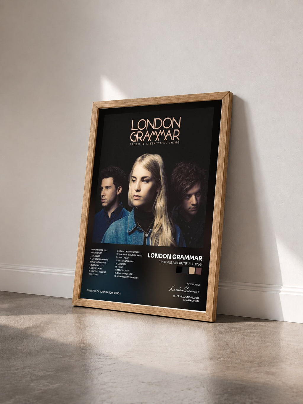 #bois Tableau de l'album Truth Is a Beautiful Thing de London Grammar vu de trois quarts, cadre en bois brut