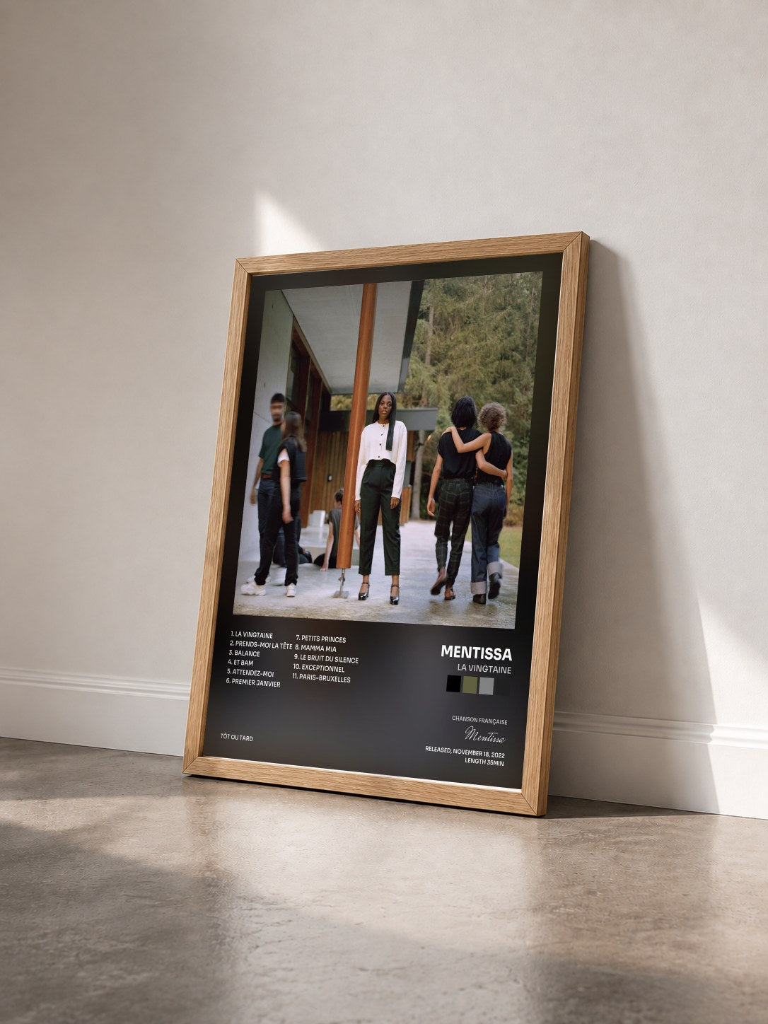 #bois Tableau de l'album La vingtaine de Mentissa vu de trois quarts, cadre en bois brut