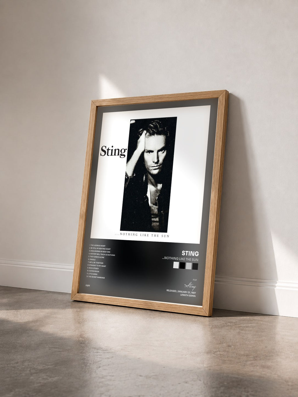 #bois Tableau de l'album ...Nothing Like The Sun de Sting vu de trois quarts, cadre en bois brut
