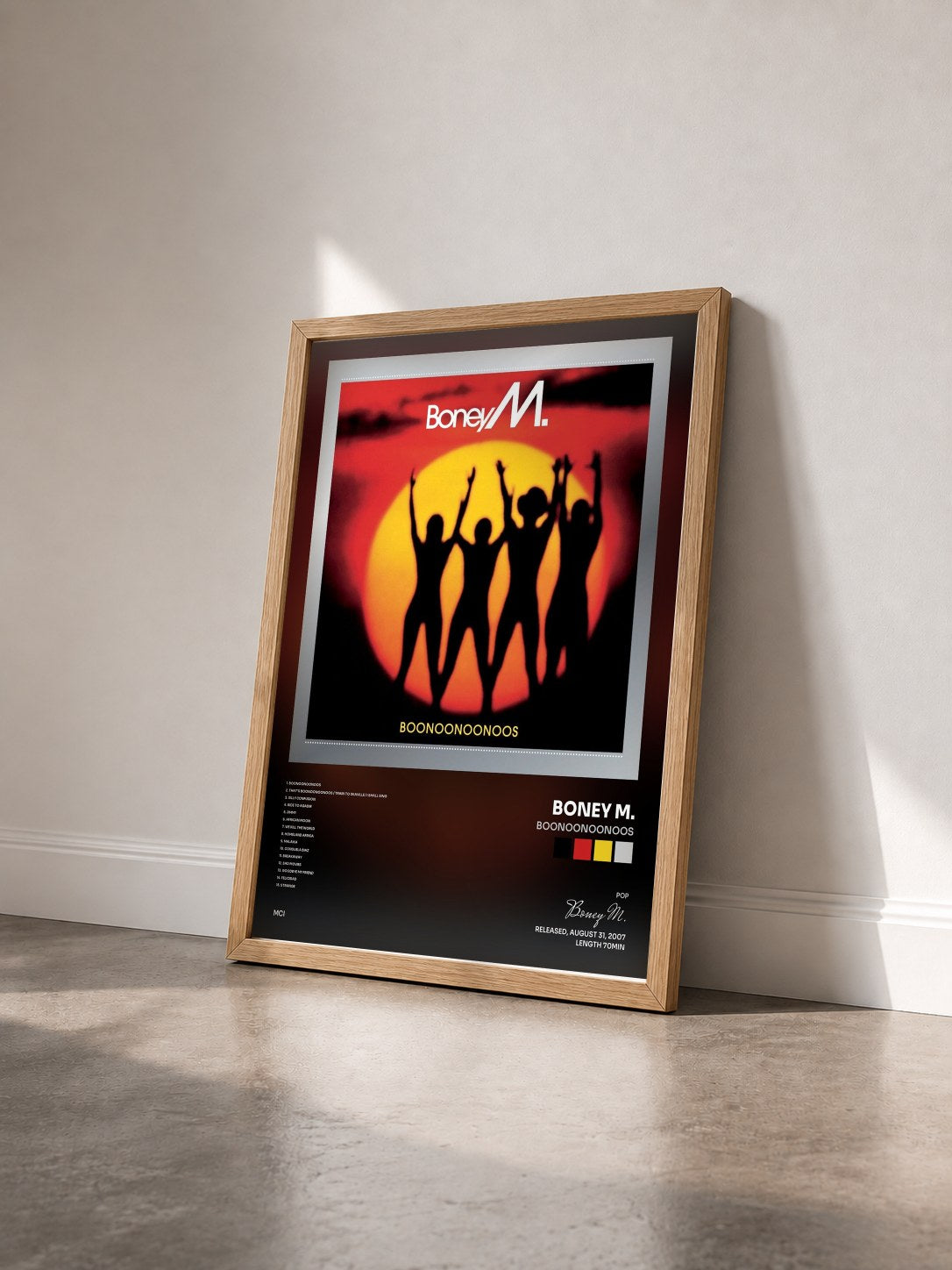 #bois Tableau de l'album Boonoonoonoos de Boney M. vu de trois quarts, cadre en bois brut
