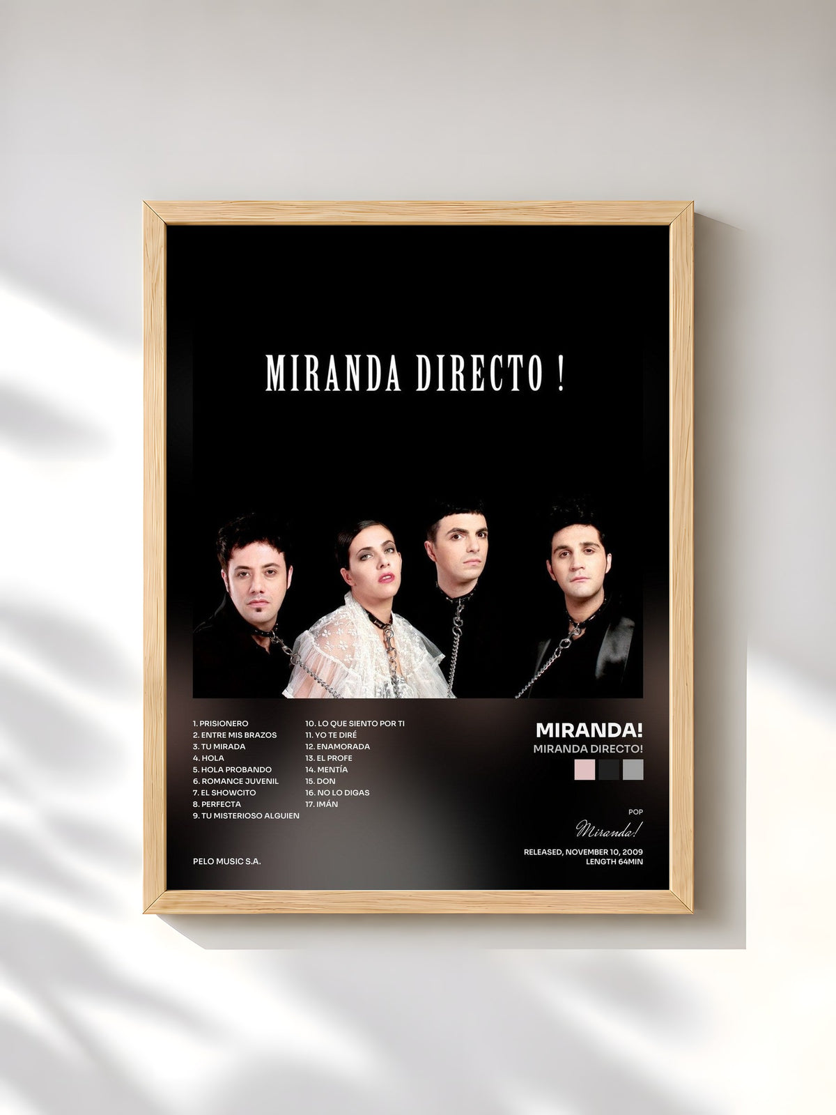 #bois Tableau de l'album Miranda Directo! de Miranda!, cadre en bois brut, imprimé et encadré en France