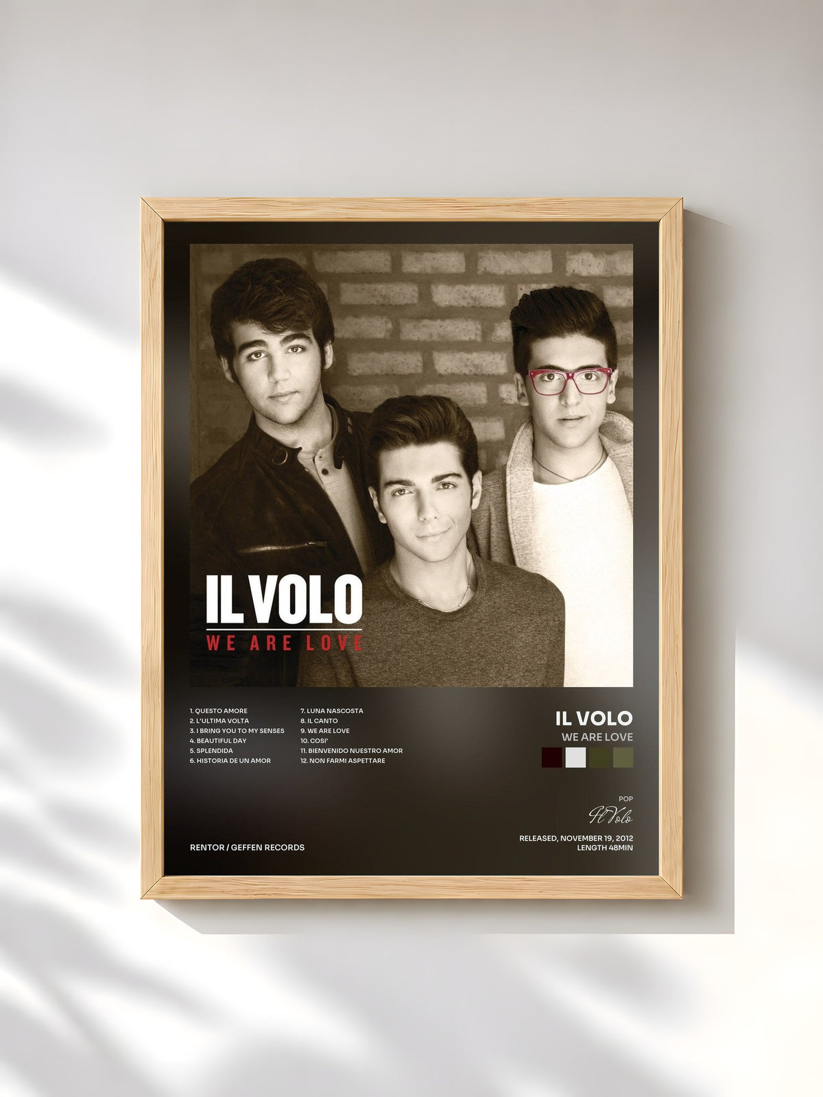 #bois Tableau de l'album We Are Love de Il Volo, cadre en bois brut, imprimé et encadré en France