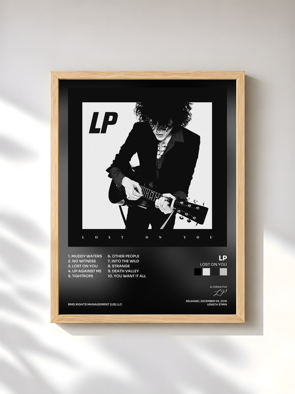 #bois Tableau de l'album Lost On You de LP, cadre en bois brut, imprimé et encadré en France