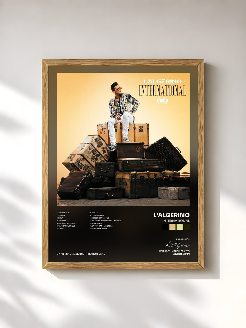 #bois Tableau de l'album International de L'Algerino, cadre en bois brut, imprimé et encadré en France