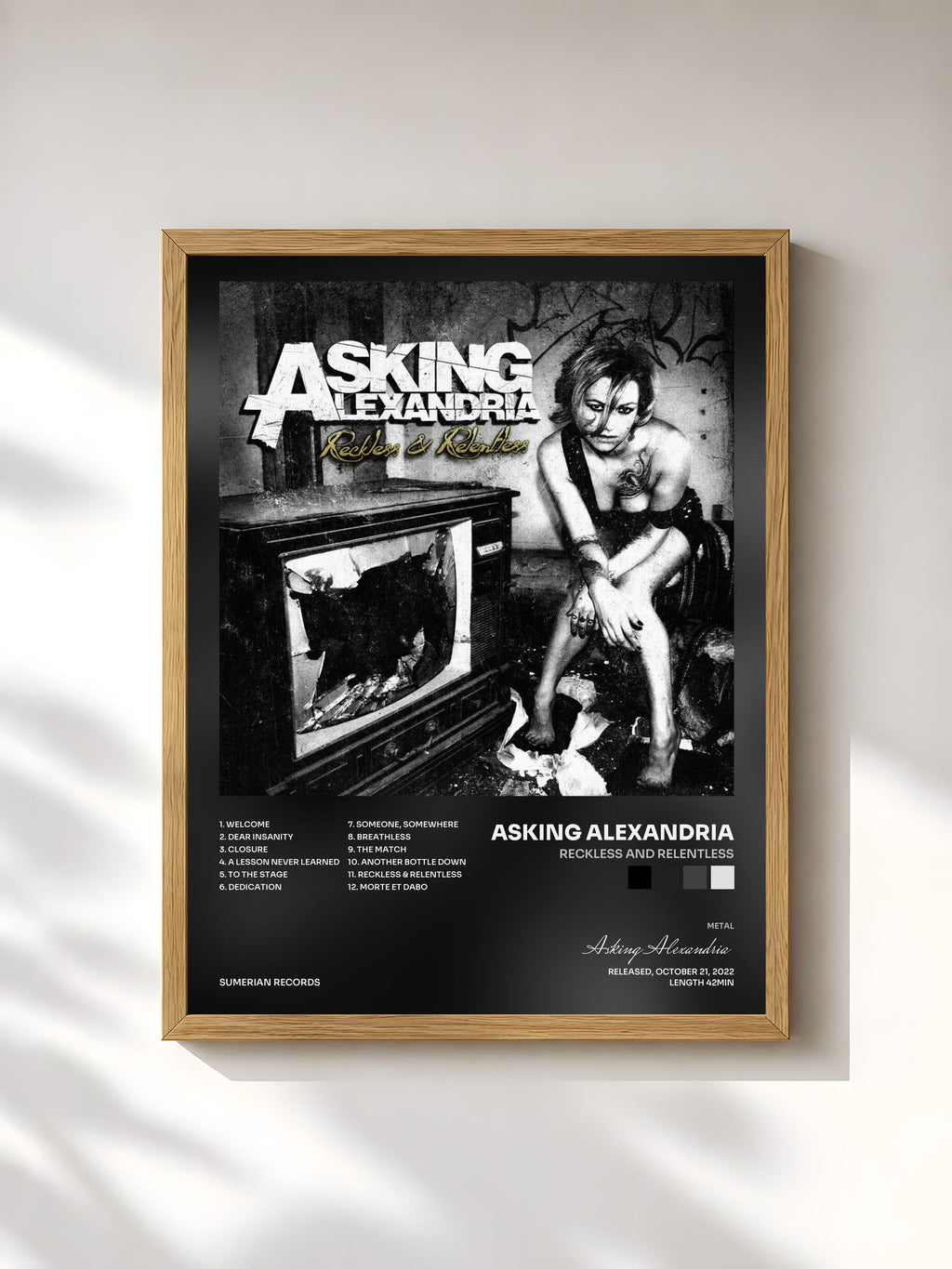 #bois Tableau de l'album Reckless And Relentless de Asking Alexandria, cadre en bois brut, imprimé et encadré en France