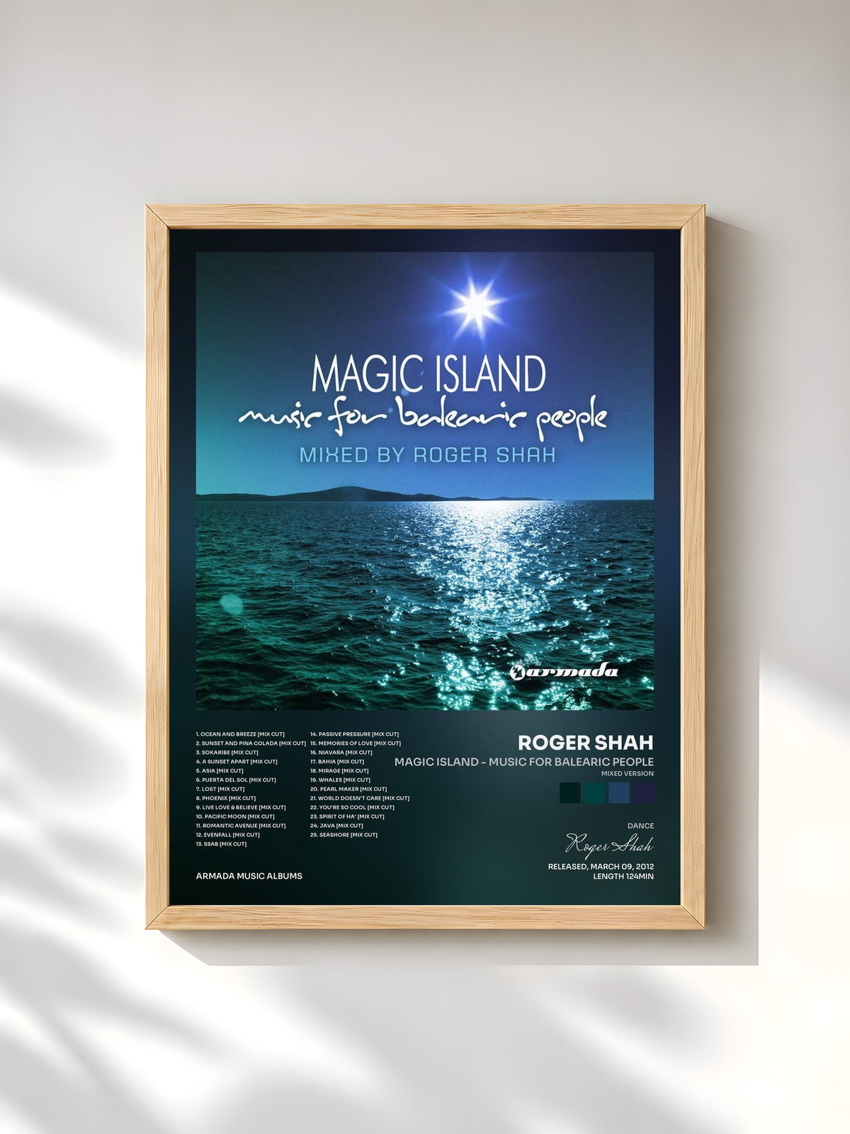 #bois Tableau de l'album Magic Island - Music For Balearic People (Mixed Version) de Roger Shah, cadre en bois brut, imprimé et encadré en France