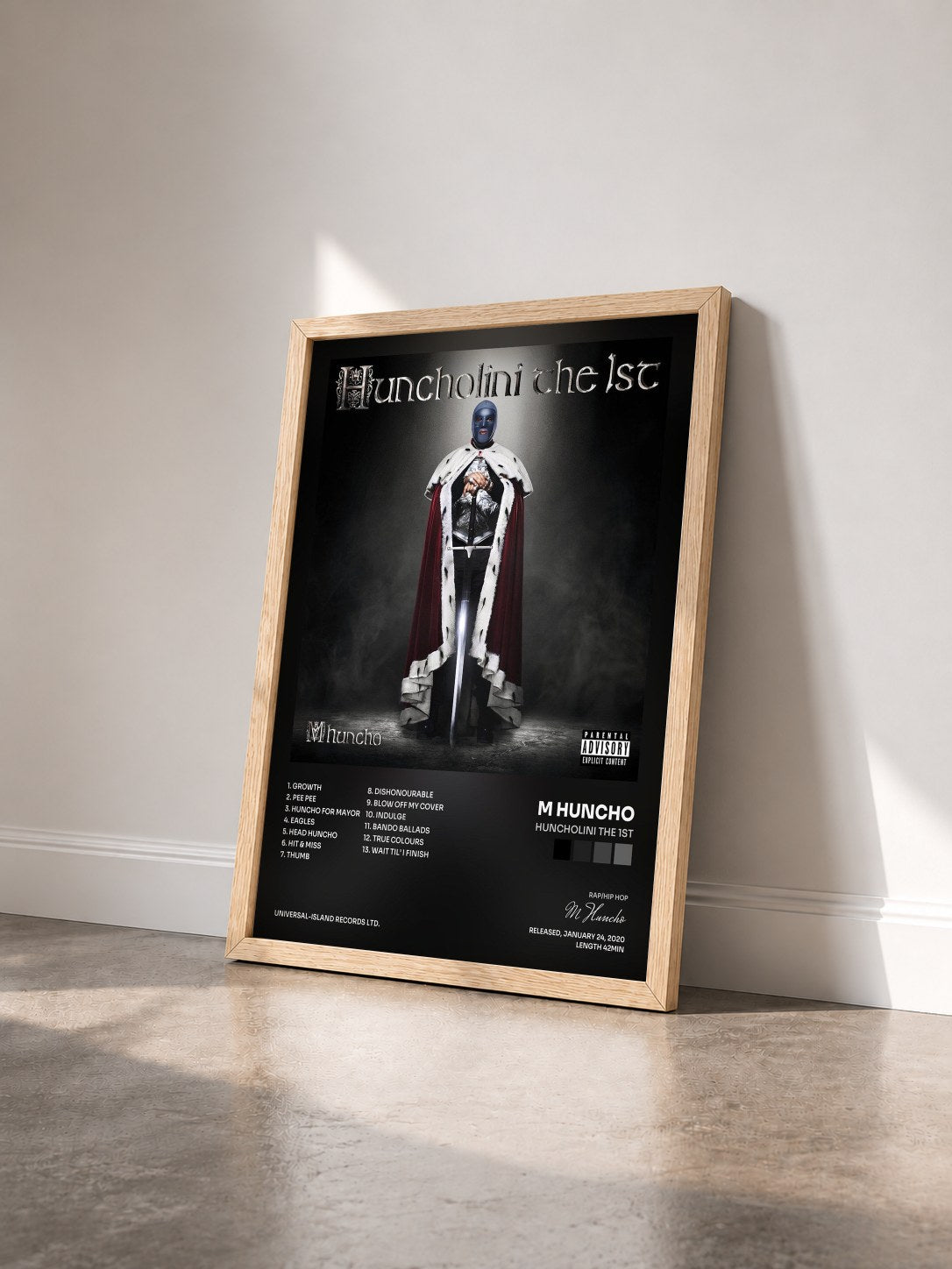 #bois Tableau de l'album Huncholini The 1st de M Huncho vu de trois quarts, cadre en bois brut
