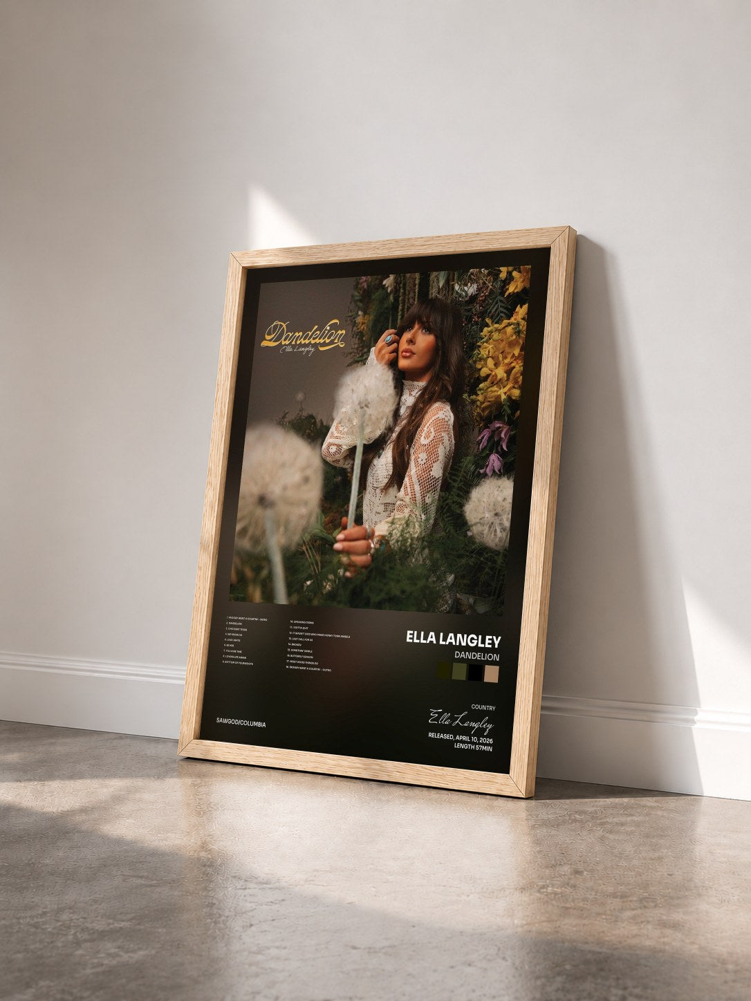#bois Tableau de l'album Dandelion de Ella Langley vu de trois quarts, cadre en bois brut
