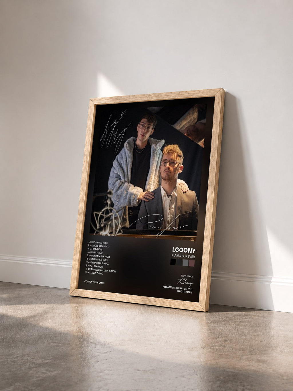 #bois Tableau de l'album Piano Forever de LGoony vu de trois quarts, cadre en bois brut
