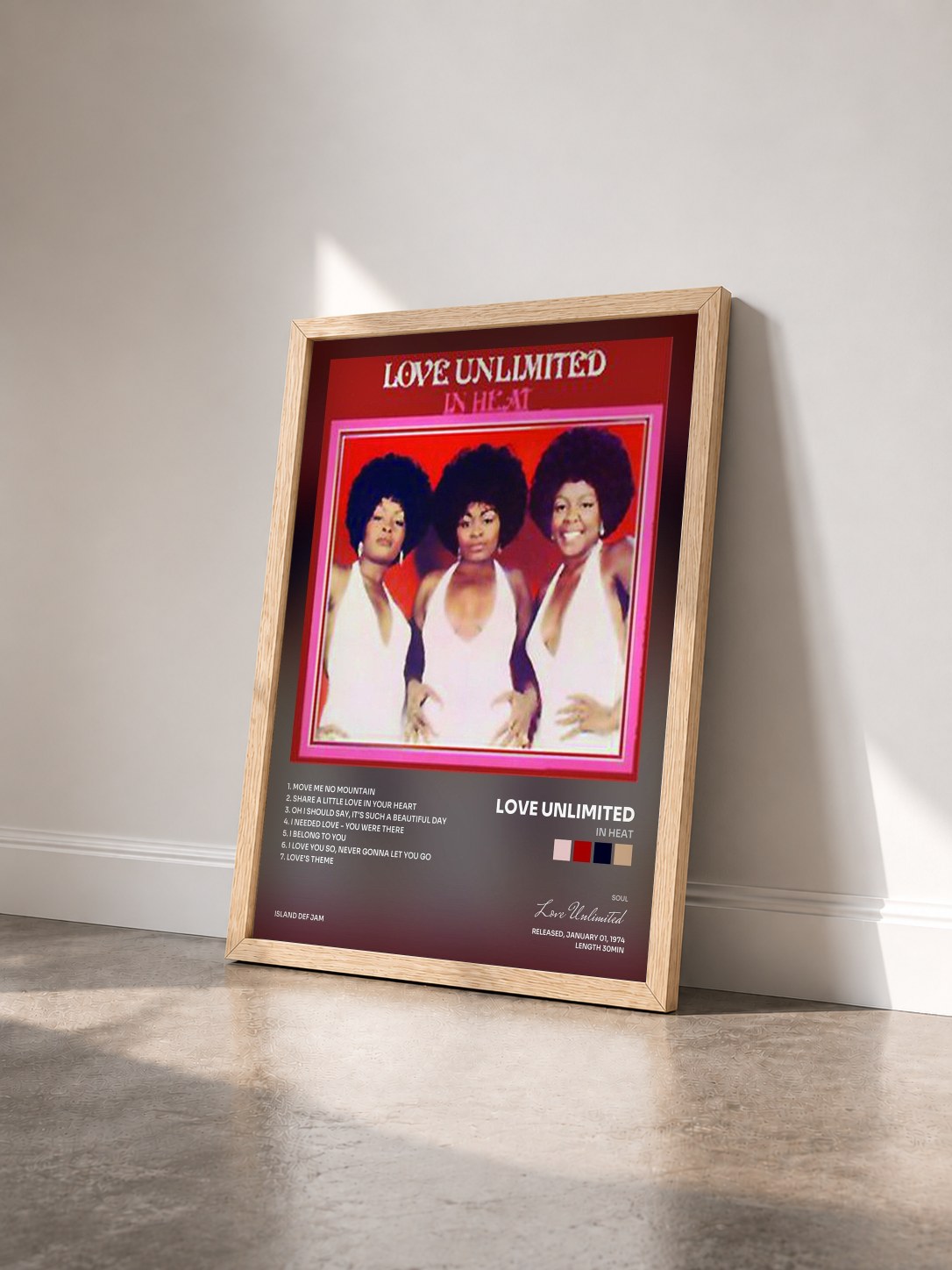 #bois Tableau de l'album In Heat de Love Unlimited vu de trois quarts, cadre en bois brut