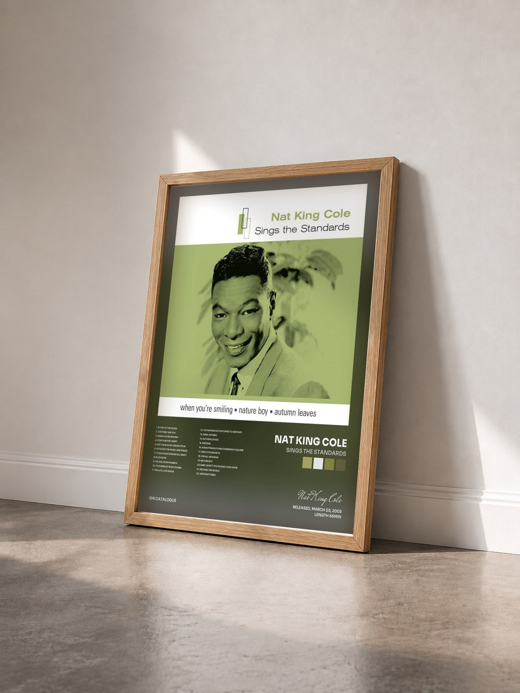 #bois Tableau de l'album Sings The Standards de Nat King Cole vu de trois quarts, cadre en bois brut
