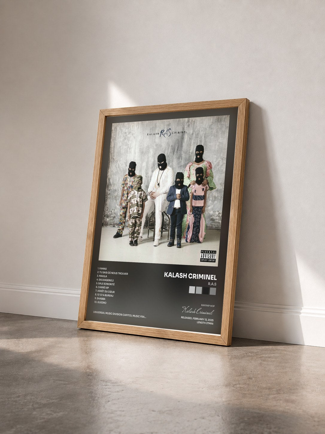 #bois Tableau de l'album R.A.S de Kalash Criminel vu de trois quarts, cadre en bois brut
