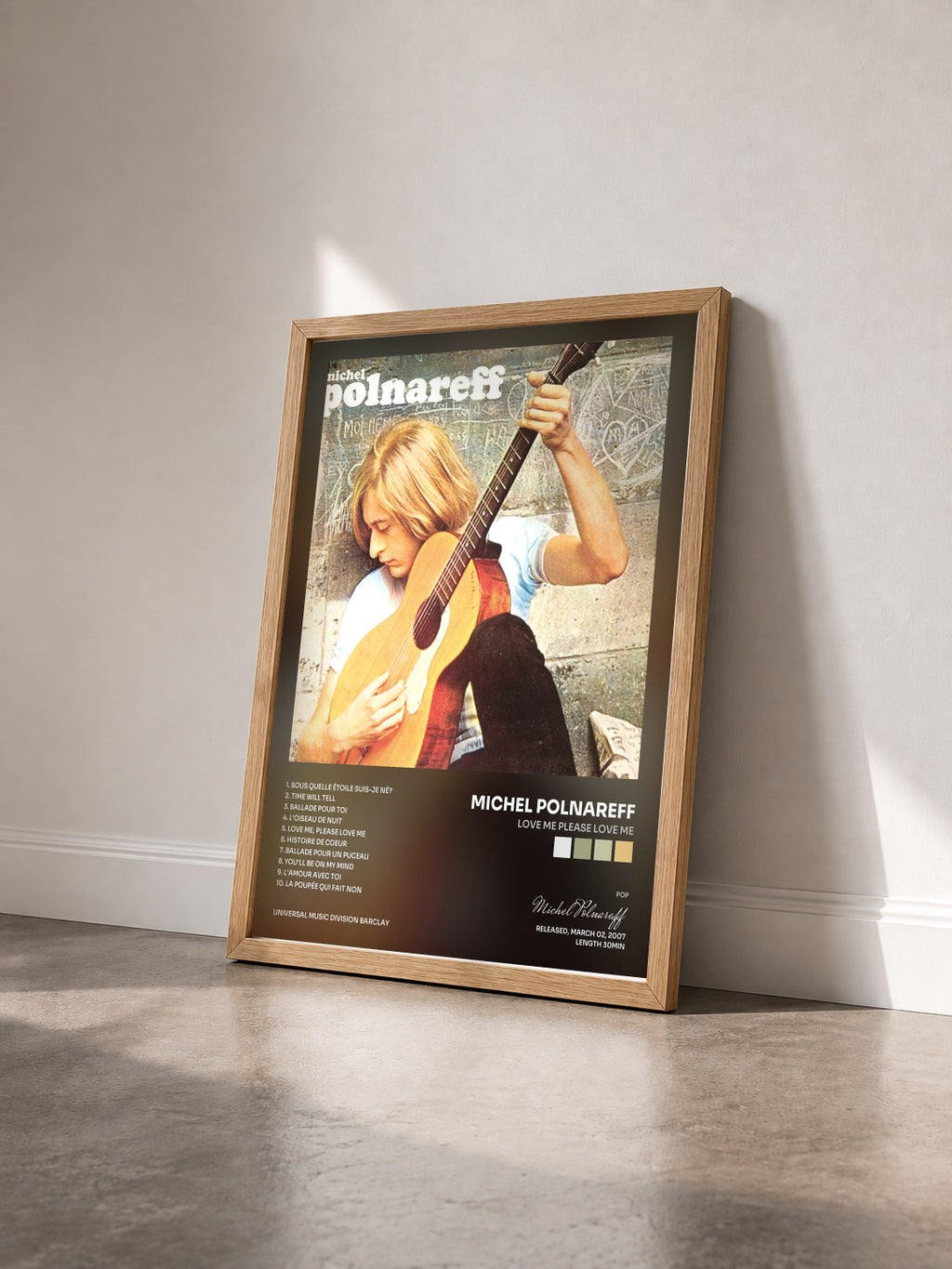 #bois Tableau de l'album Love Me Please Love Me de Michel Polnareff vu de trois quarts, cadre en bois brut