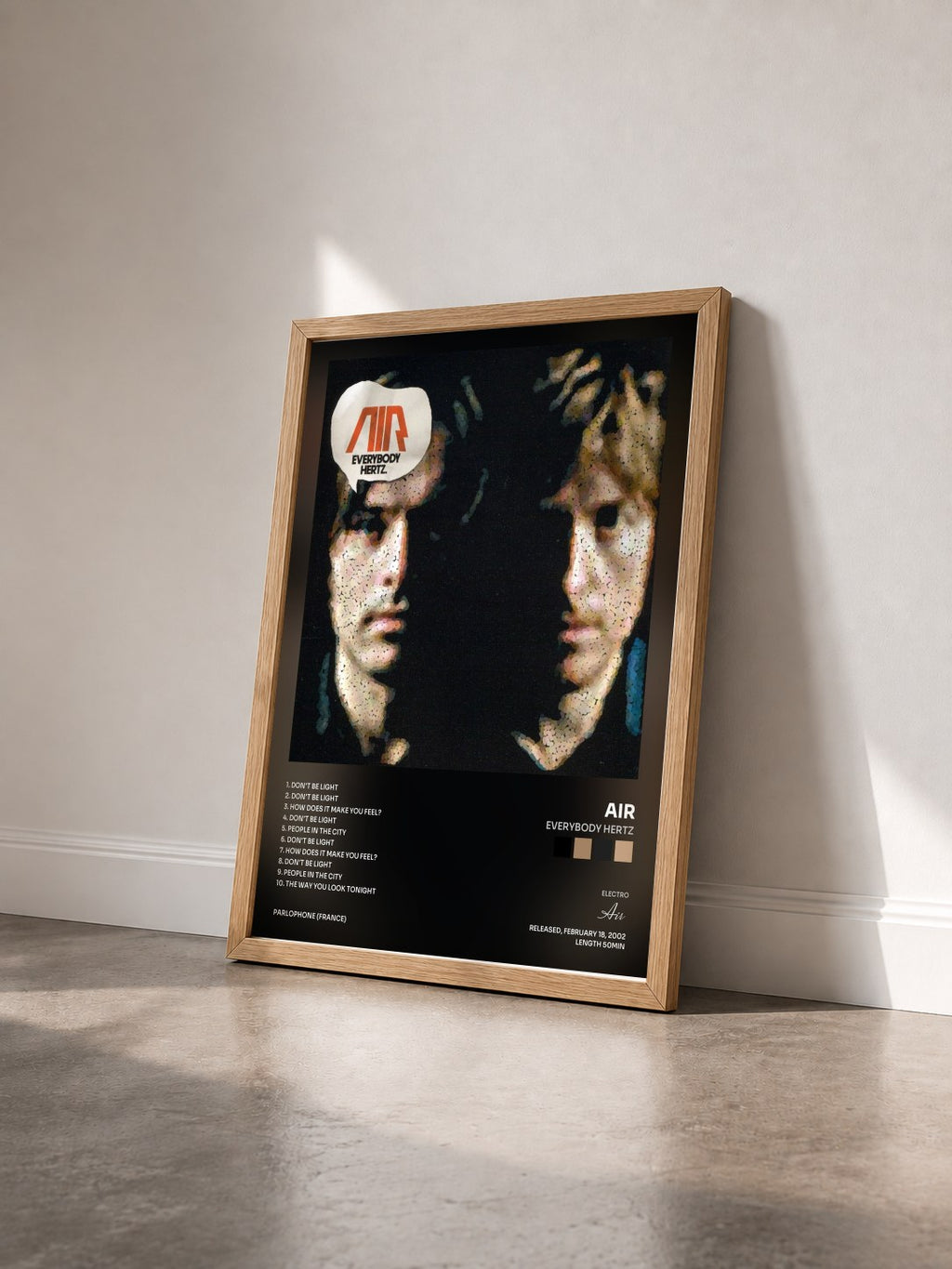 #bois Tableau de l'album Everybody Hertz de Air vu de trois quarts, cadre en bois brut