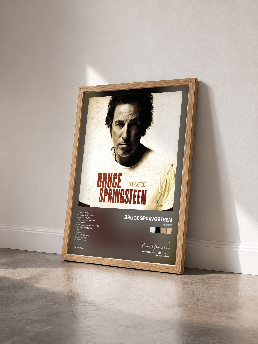 #bois Tableau de l'album Magic de Bruce Springsteen vu de trois quarts, cadre en bois brut