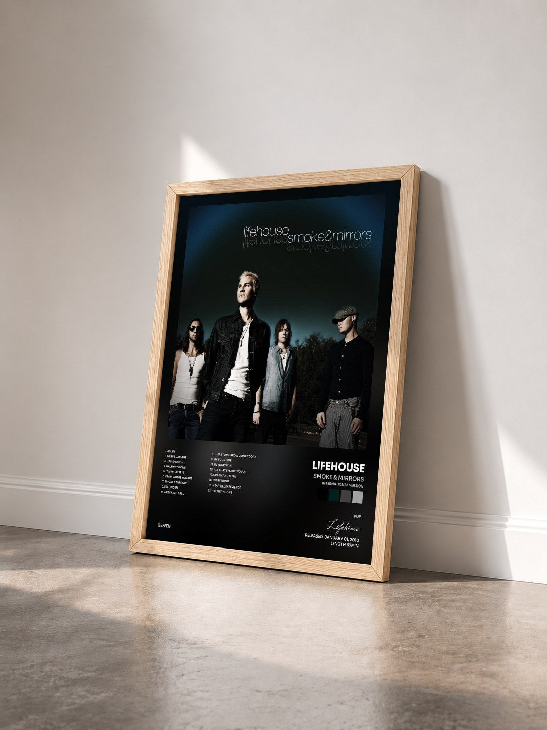 #bois Tableau de l'album Smoke & Mirrors (International Version) de Lifehouse vu de trois quarts, cadre en bois brut