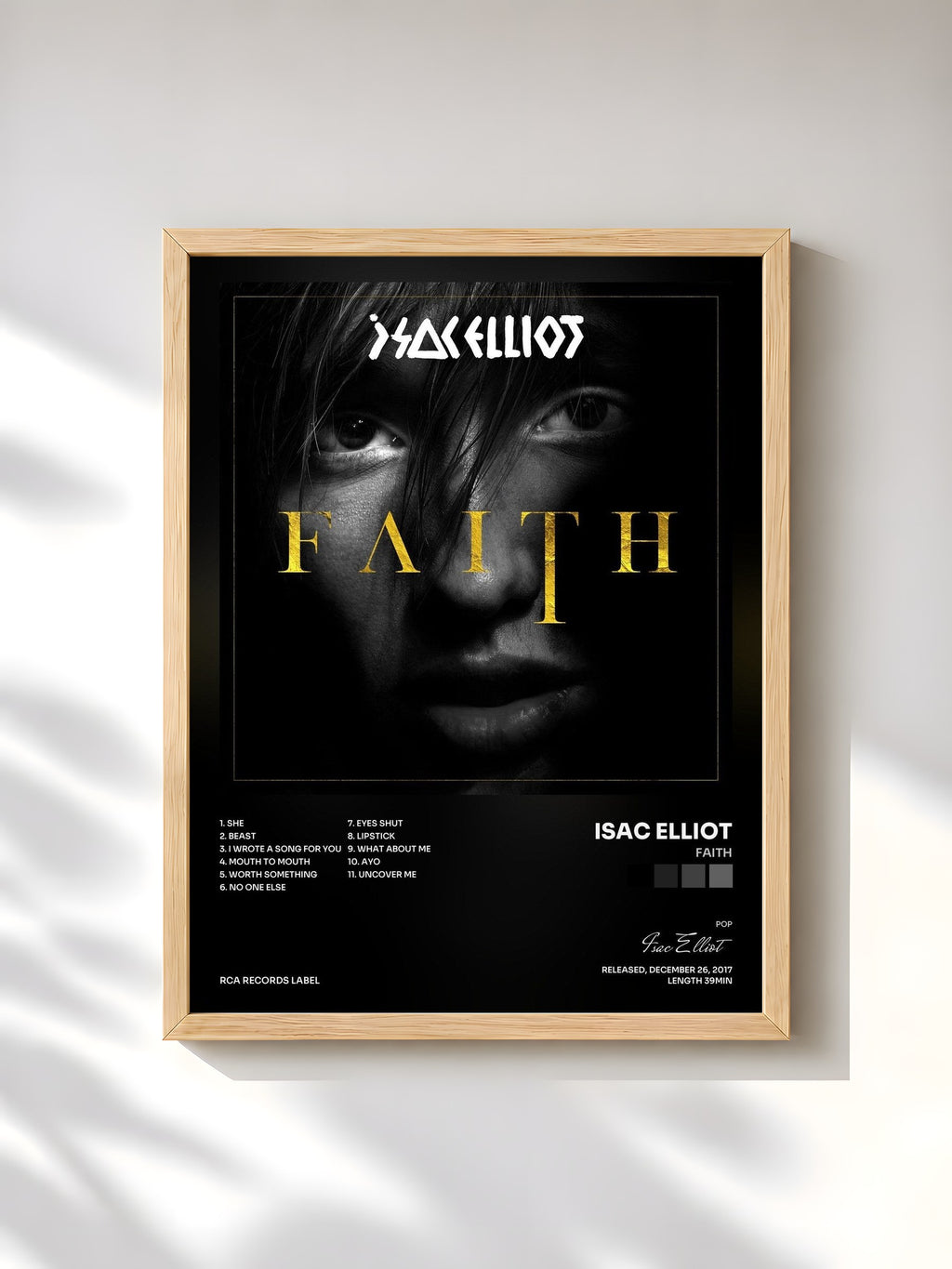 #bois Tableau de l'album FAITH de Isac Elliot, cadre en bois brut, imprimé et encadré en France