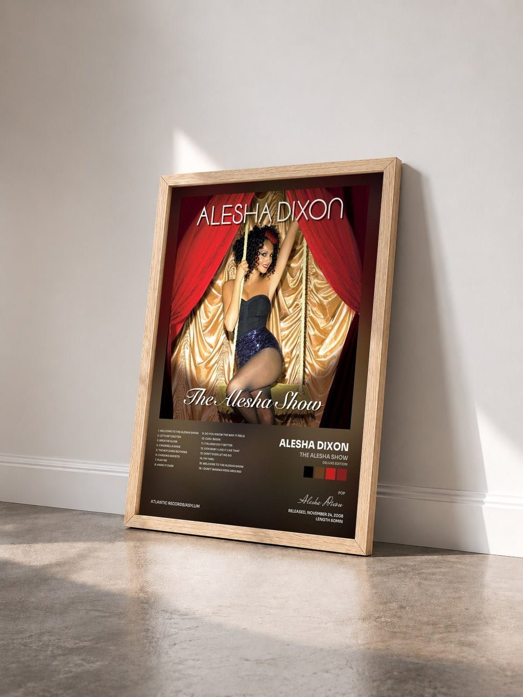#bois Tableau de l'album The Alesha Show (Deluxe Edition) de Alesha Dixon vu de trois quarts, cadre en bois brut